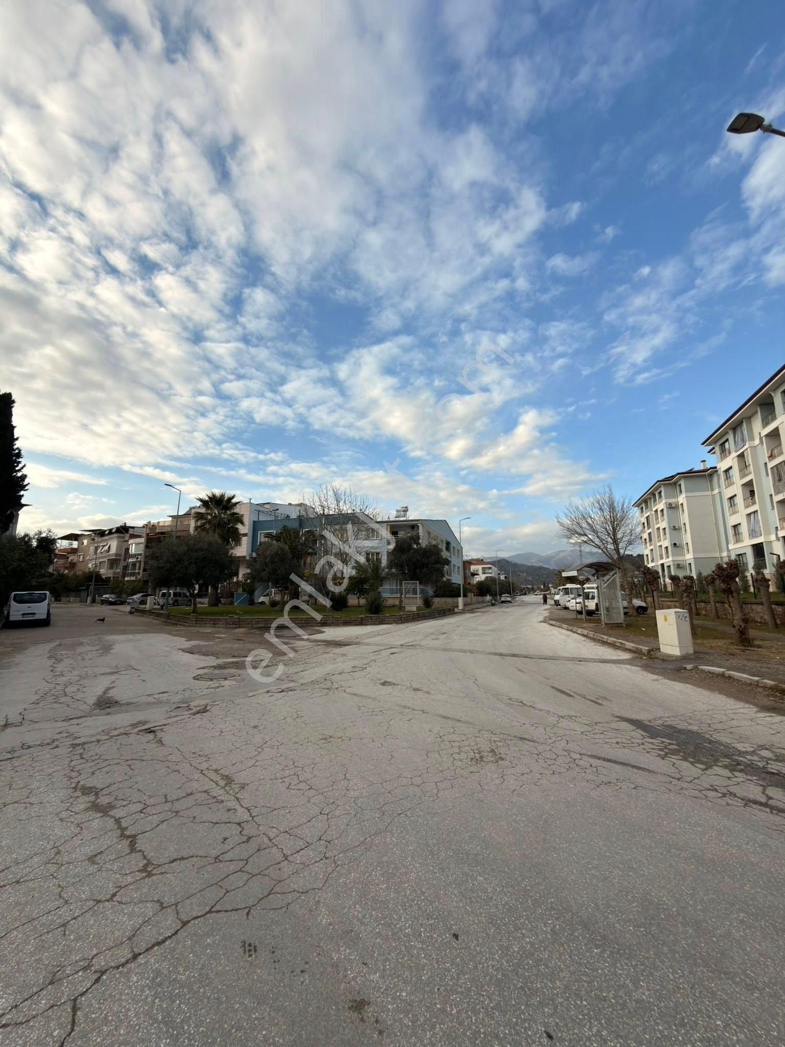 **aydın Nazilli Aydoğdu Mahallesi’nde Köşebaşı | 3 Balkonlu | Önü Açık 125 M² Satılık Daire** - Görsel 8