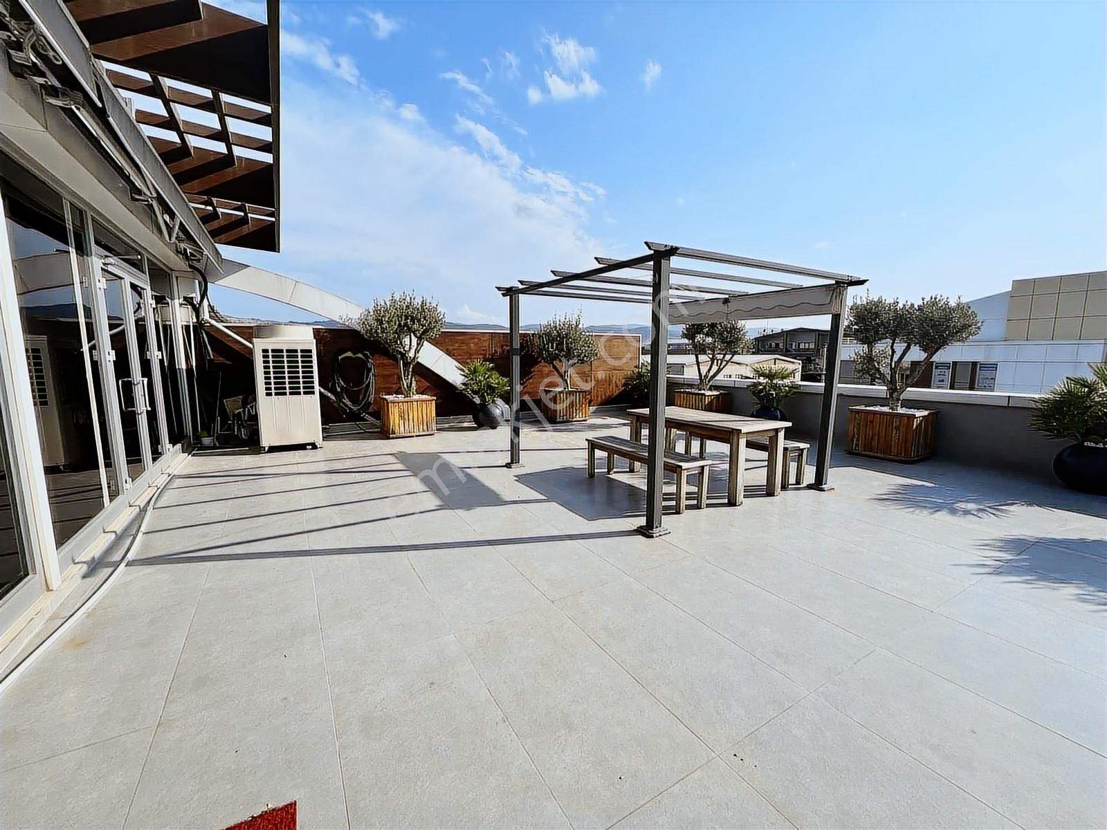 Niltim De 3 Kat Çift Cephe Kiralık İşyeri - Görsel 20