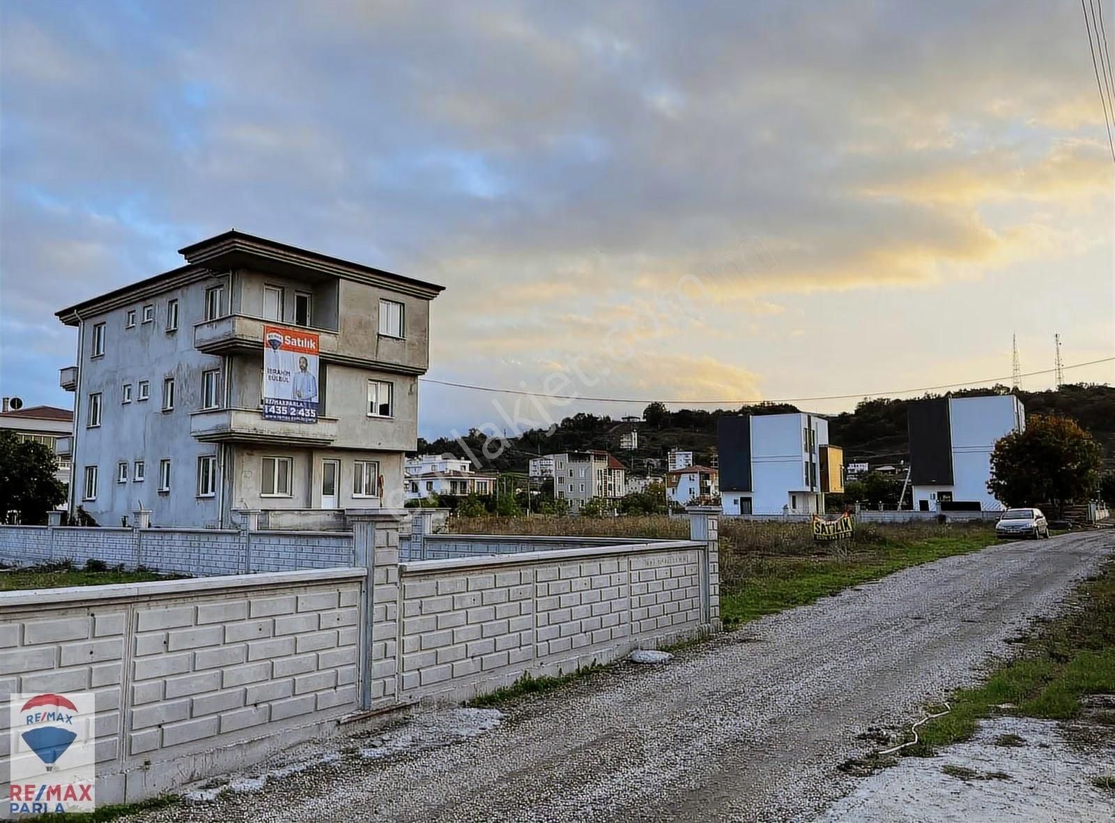 İbrahim Bülbül'den Satılık Taflan Sahilde Arsa Ve Üç Katlı Bina - Görsel 7