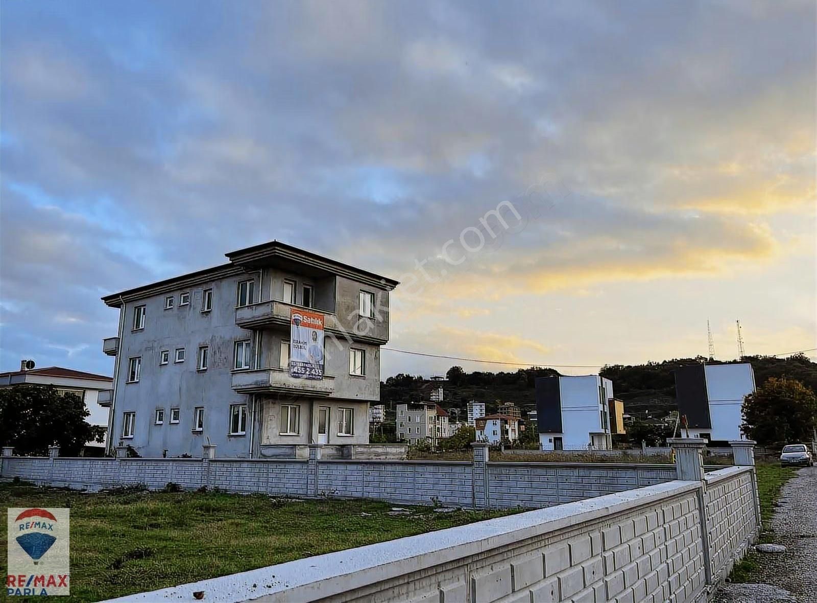 İbrahim Bülbül'den Satılık Taflan Sahilde Arsa Ve Üç Katlı Bina - Görsel 8