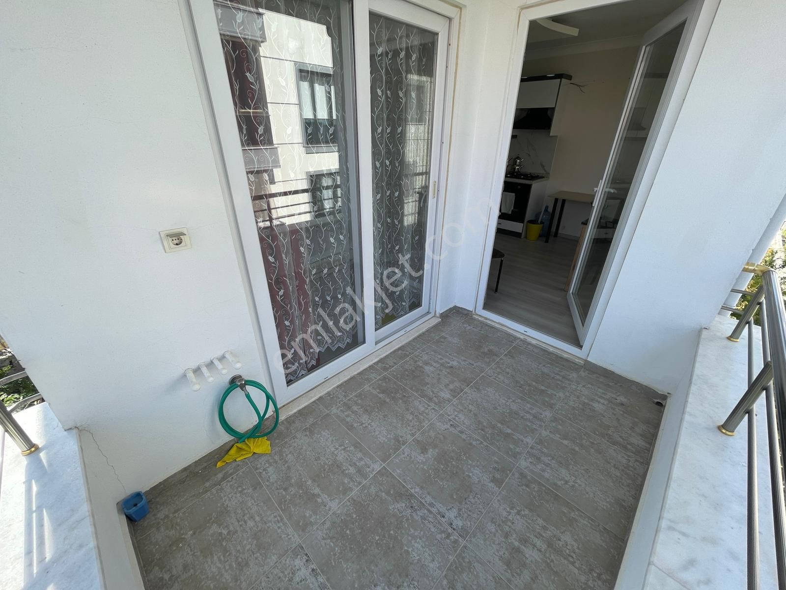 ▄▄jet Emlak'tan Akçay'da Genç Binada Geniş Kullanımlı Ferah 1+1 - Görsel 8