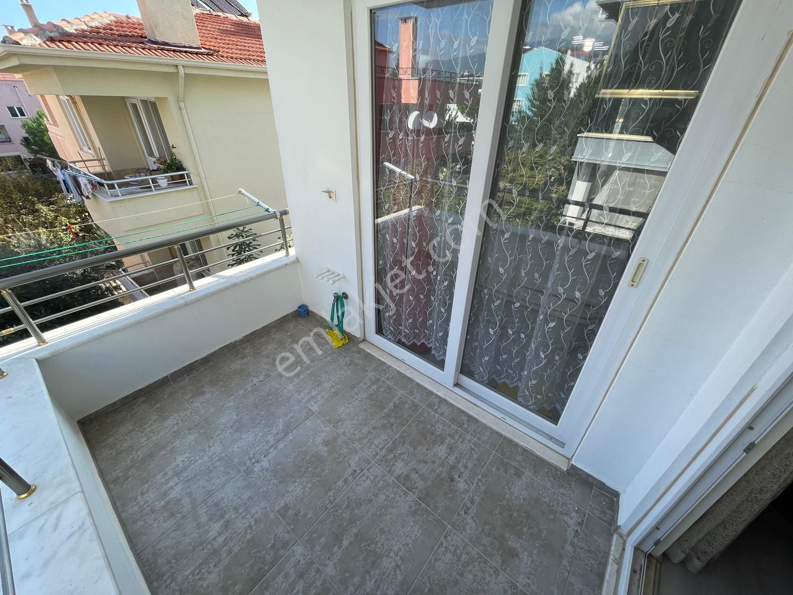 ▄▄jet Emlak'tan Akçay'da Genç Binada Geniş Kullanımlı Ferah 1+1 - Görsel 6