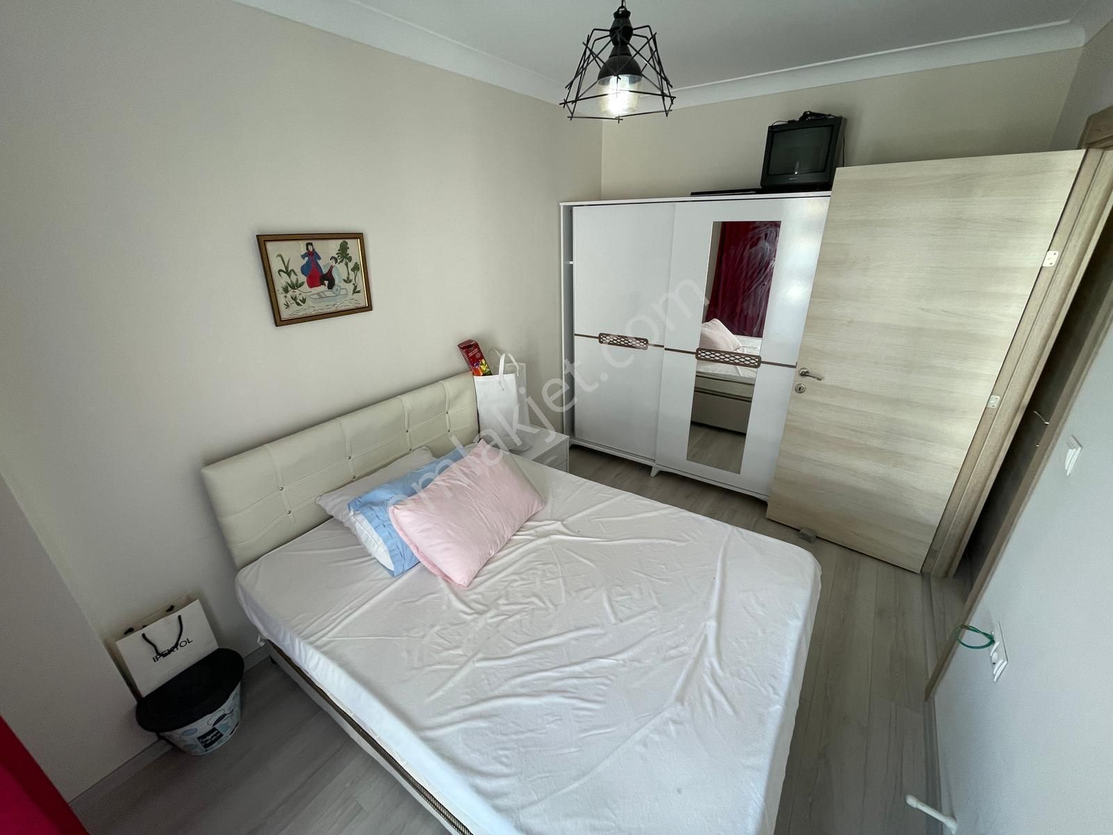 ▄▄jet Emlak'tan Akçay'da Genç Binada Geniş Kullanımlı Ferah 1+1 - Görsel 10