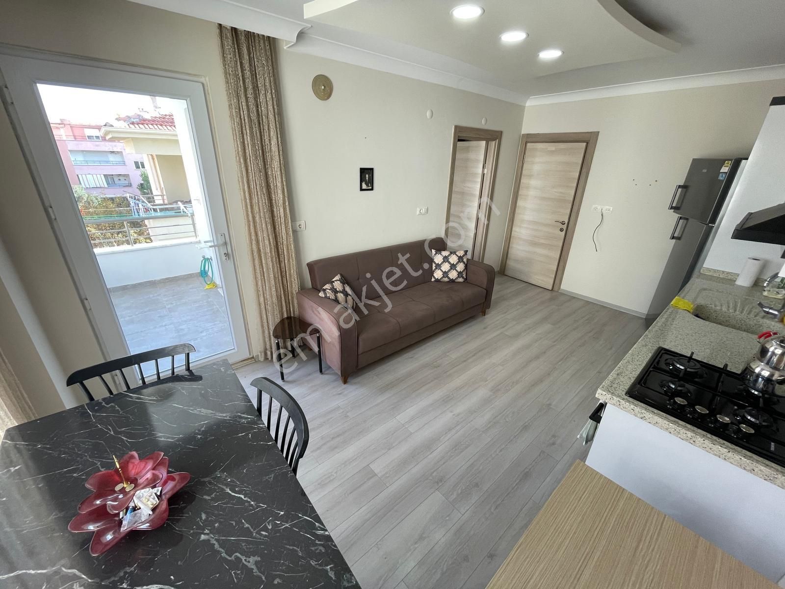 ▄▄jet Emlak'tan Akçay'da Genç Binada Geniş Kullanımlı Ferah 1+1 - Görsel 4