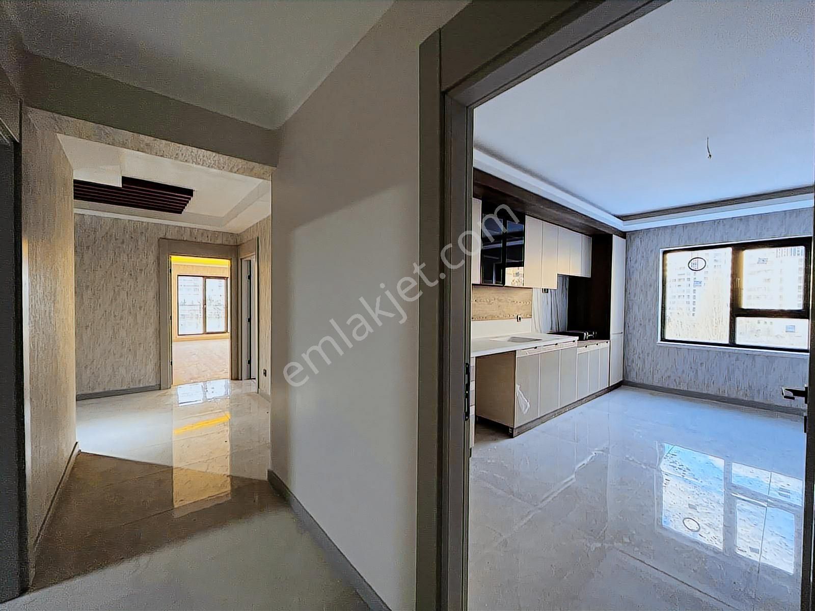 ▄evga▄ege Mahallesi Sıfır 3+1 Daire - Görsel 12