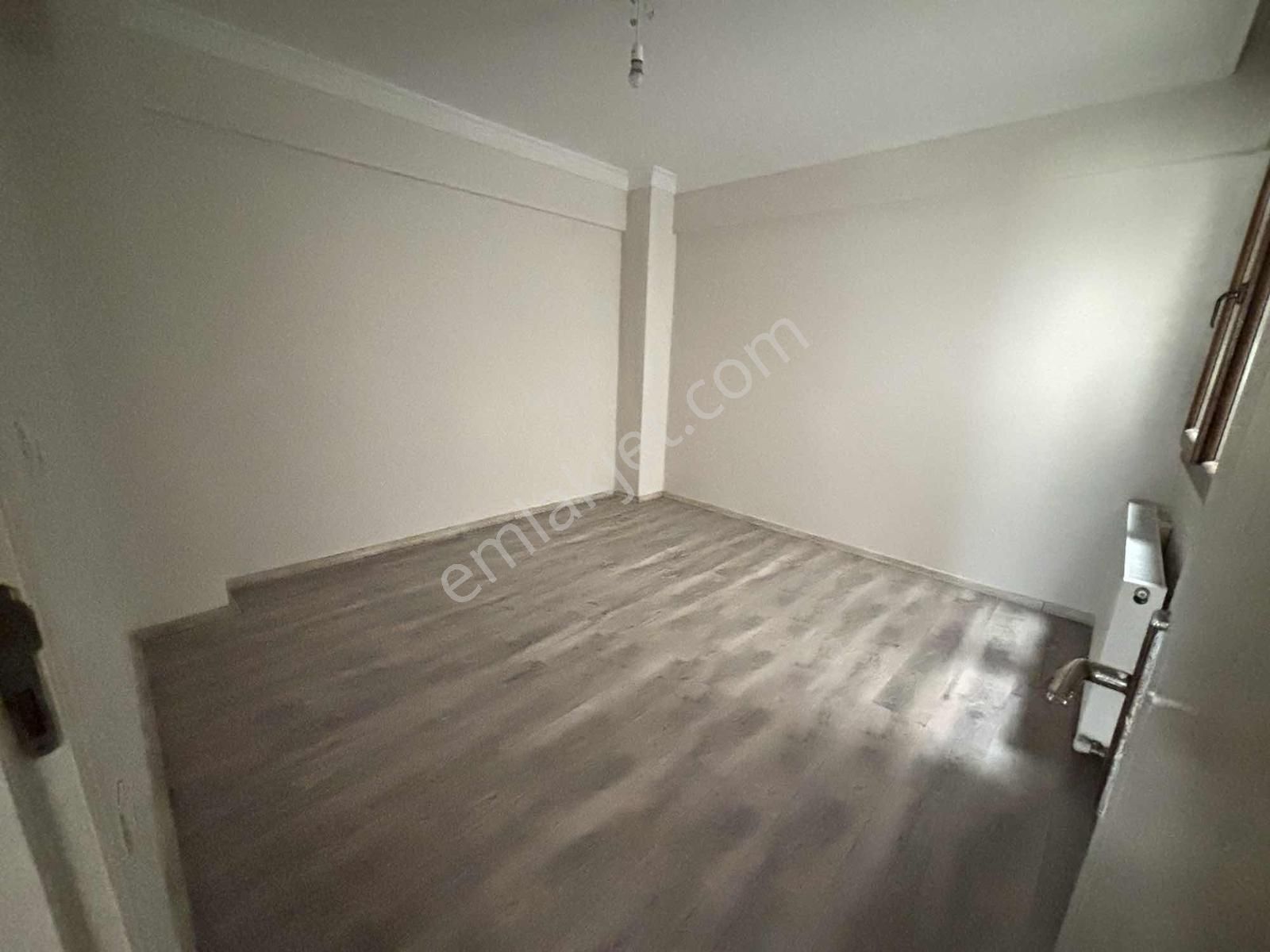 İzmir Çiğli Anadolu Caddesi Üzeri Satılık 3+1 Genç Daire Cb Ph - Görsel 17