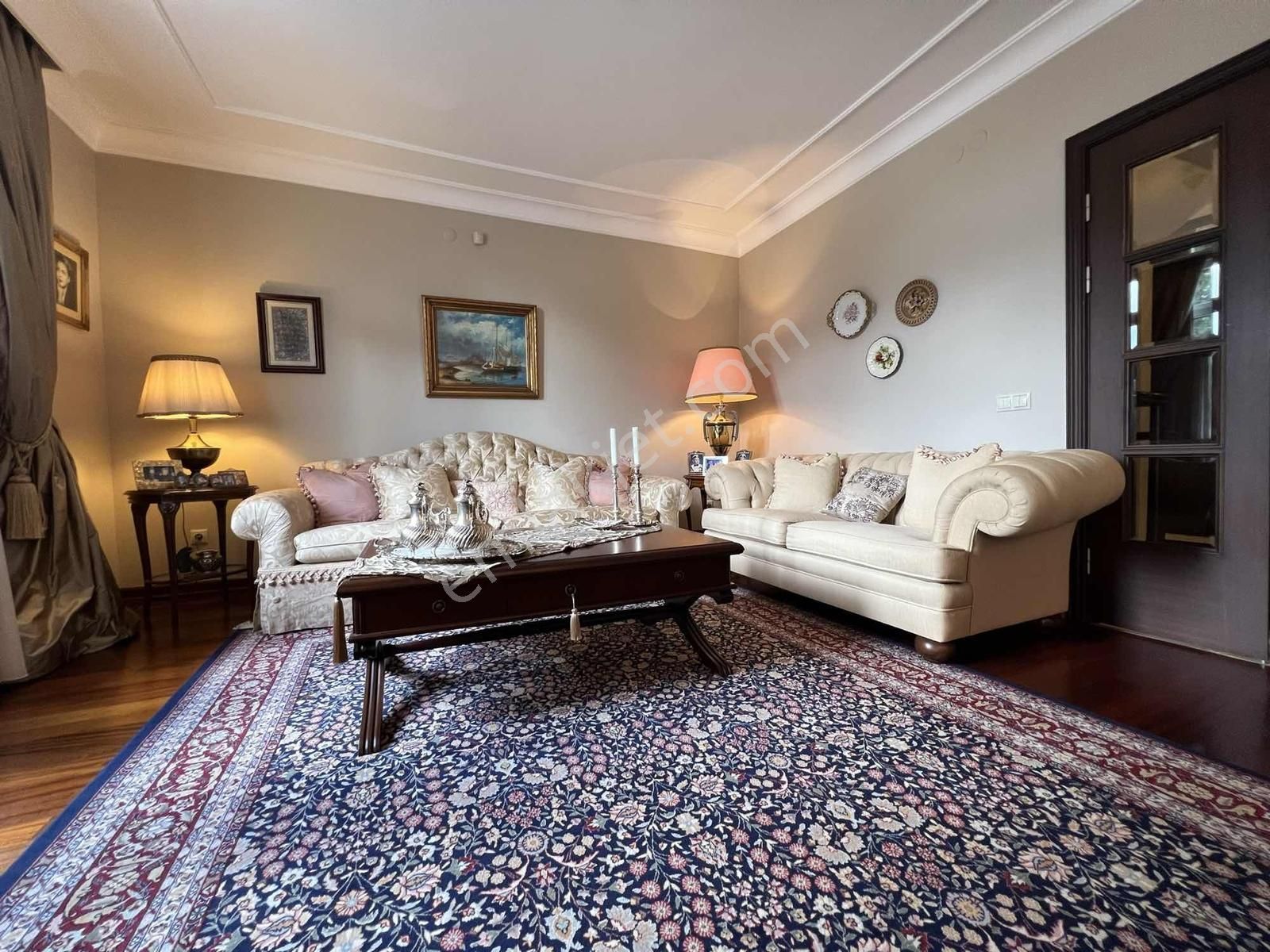 Çengelköy Ata-2 Sitesinde 320 M2 Masrafsız Köşe Konumlu Triplex - Görsel 26