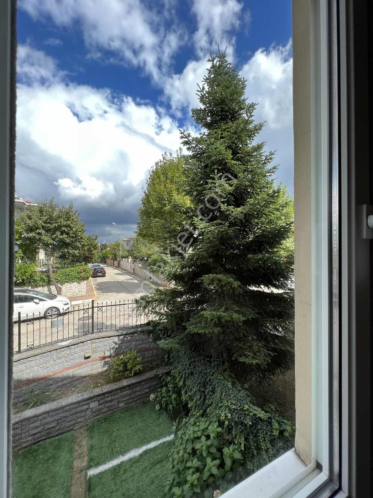 Çengelköy Ata-2 Sitesinde 320 M2 Masrafsız Köşe Konumlu Triplex - Görsel 25