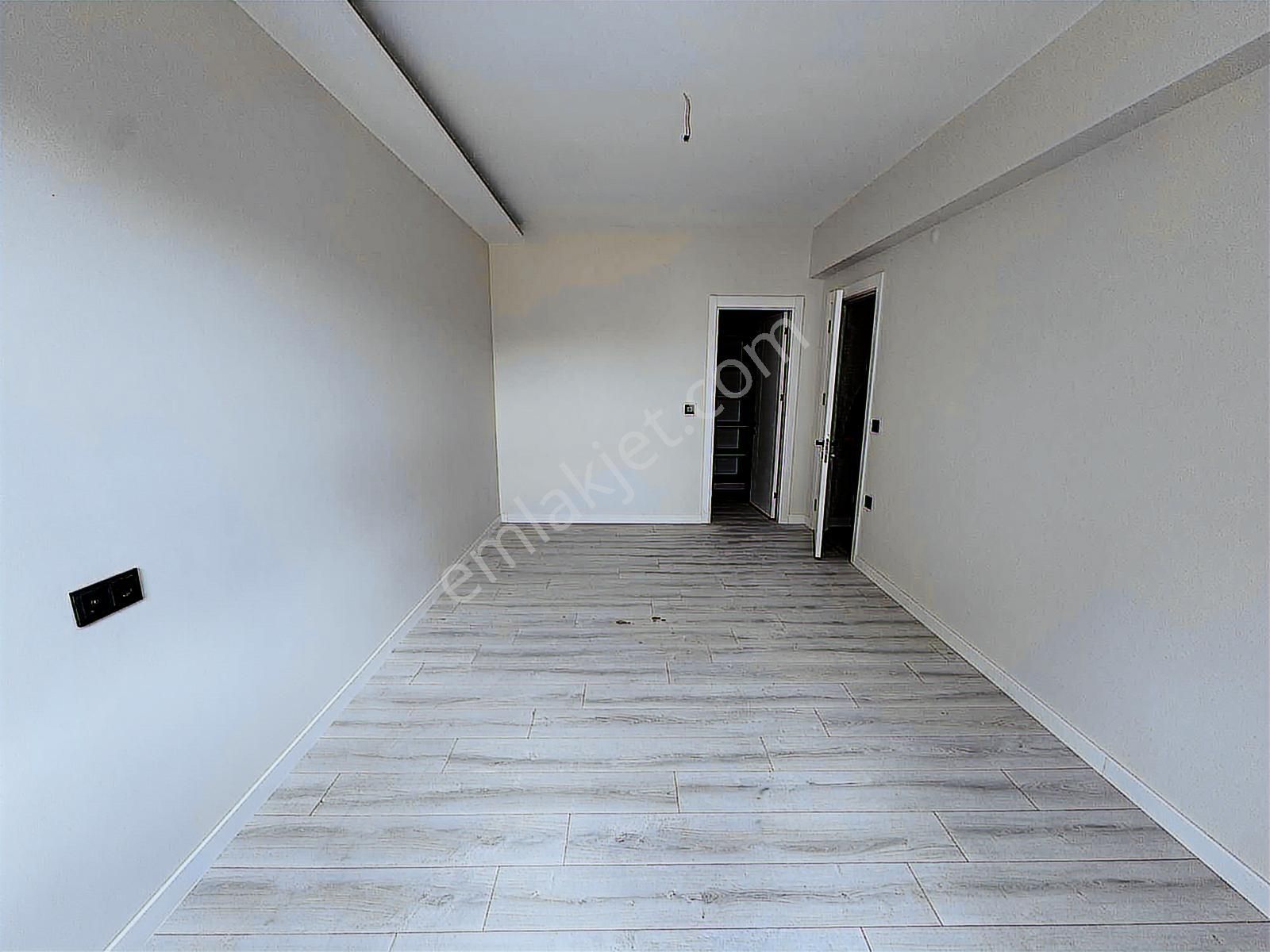 Sağlam Emlaktan Uydukent Selçukluda Satılık Lüks 3+1daire - Görsel 2