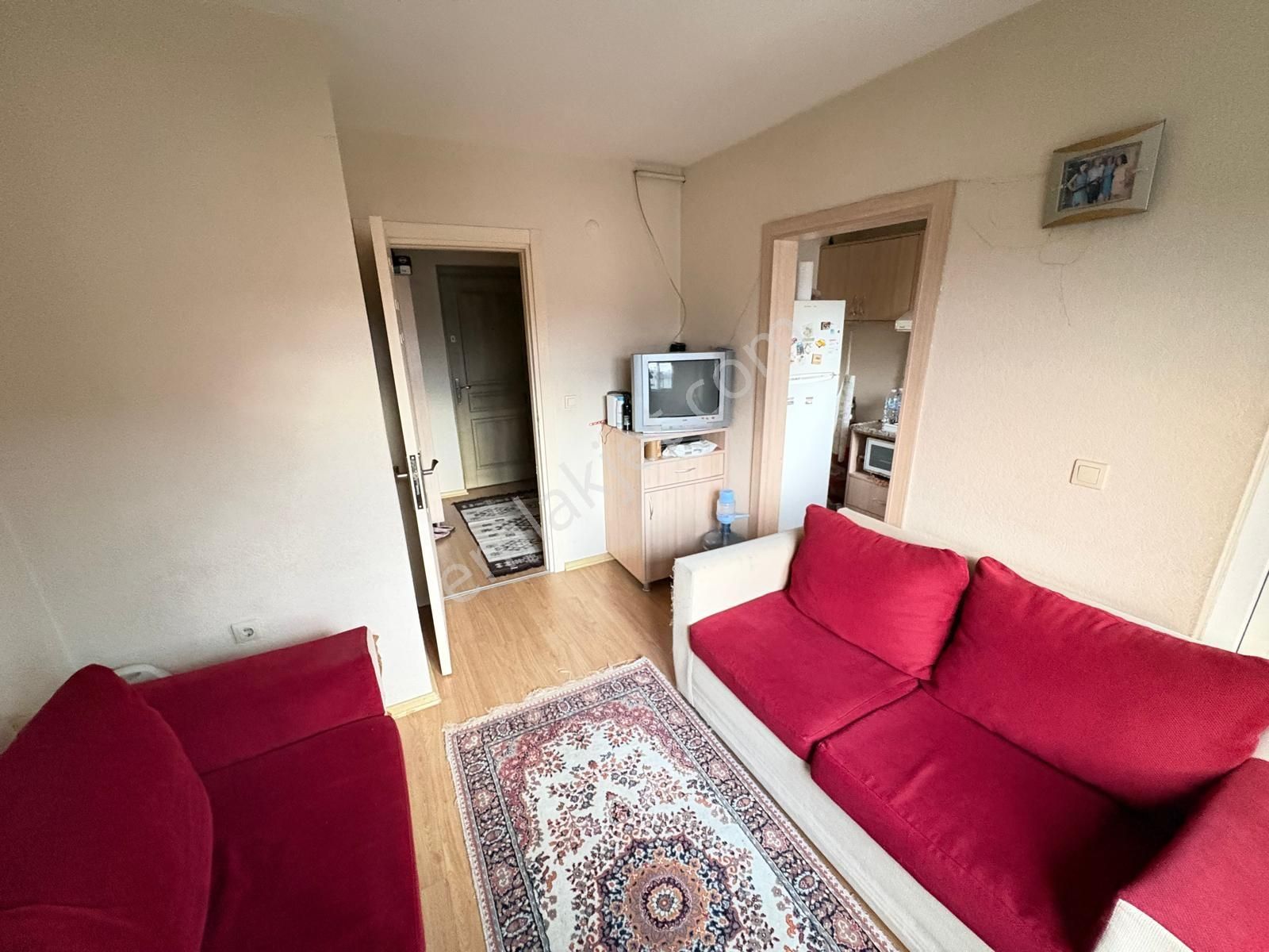 Görüklede Merkezi Konumda 1+1 Eşyalı Satılık Arakat Daire - Görsel 10