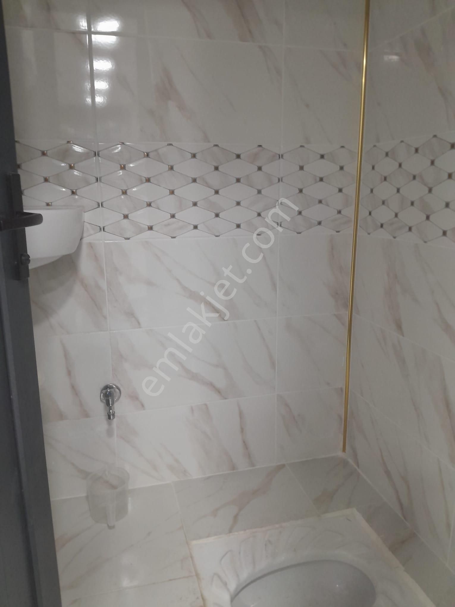 Müslüm Emlaktan Düz Giriş Kiralık İçi Yapılı Dükkan - Görsel 5