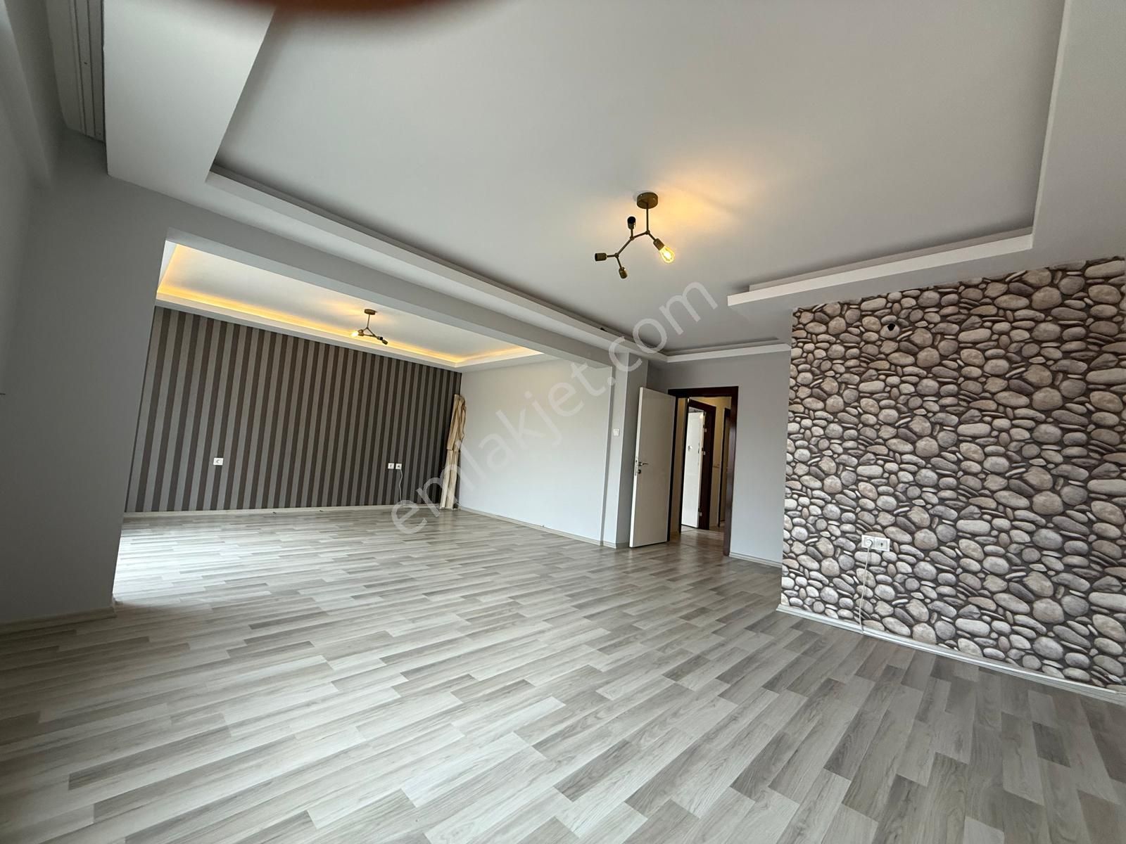 Yayla'da Full+full Yapılı Genç Binada 5+1 Dubleks Daire! - Görsel 8