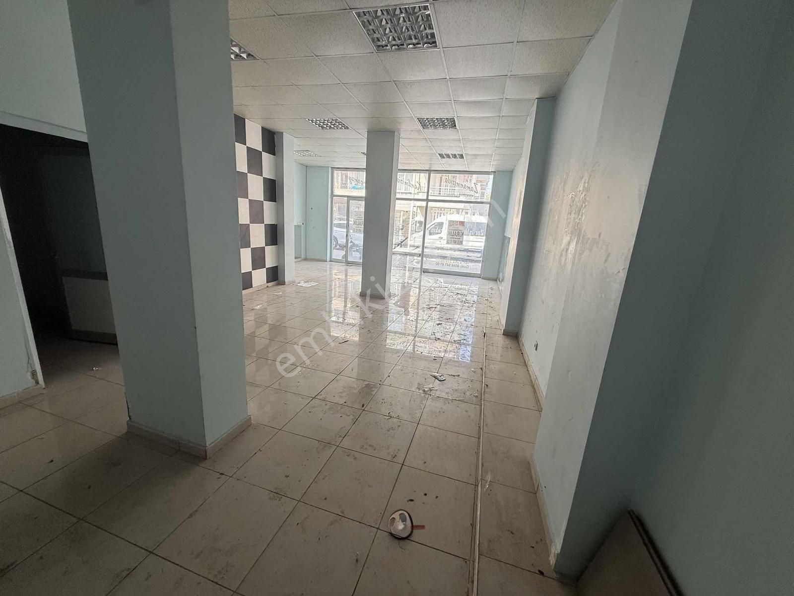 Tarcanlardan Yenişehirde 230m2 Kiralık Boş Dükkan Tramvaya 20 Mt - Görsel 4