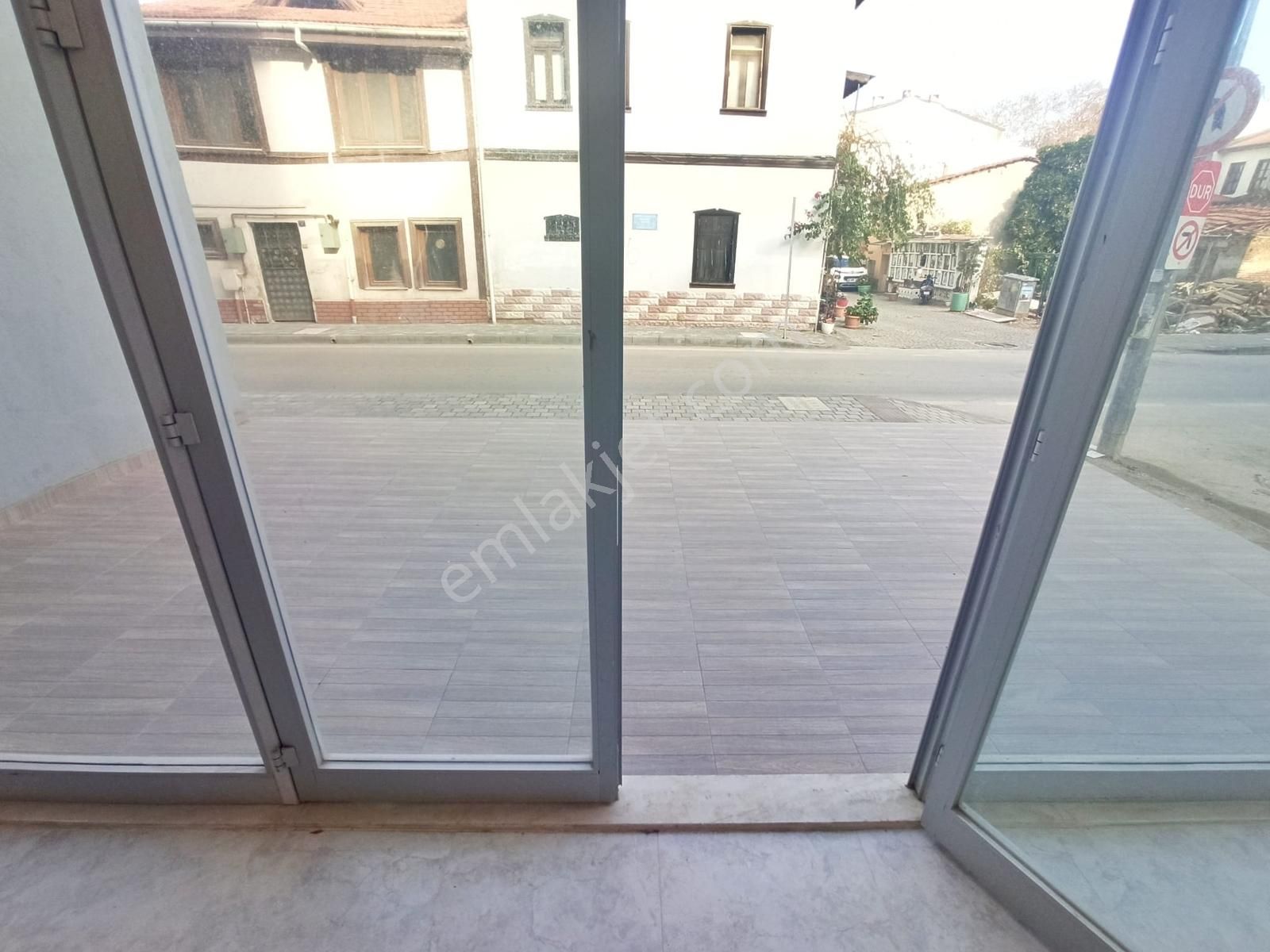 Turyap'tan Mudanya'da Cadde Üzerinde Yatırım Fırsatı Dükkan - Görsel 30