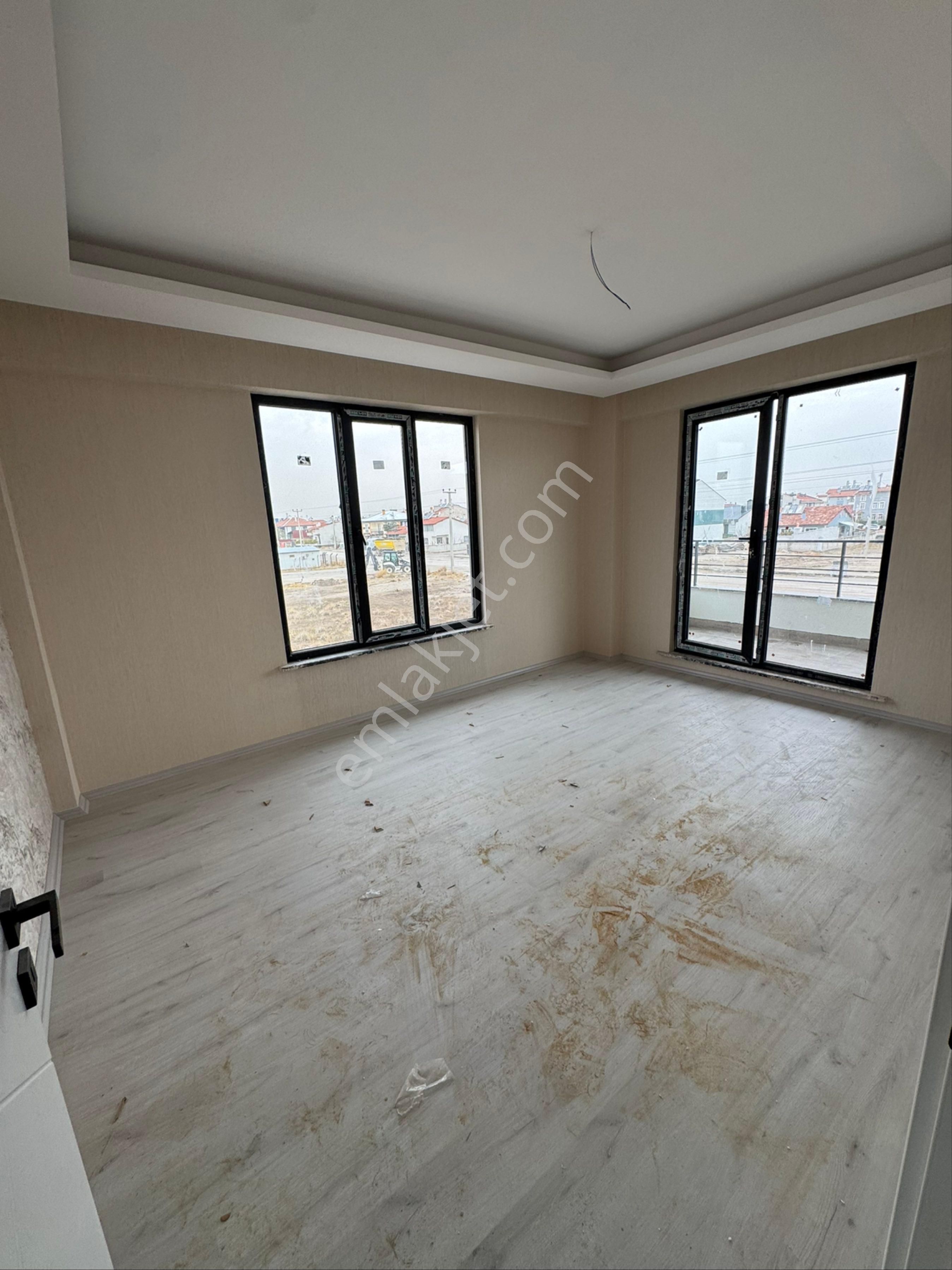 Alakovada Süper Konumda Sıfır Lüx 2+1 Daire - Görsel 8