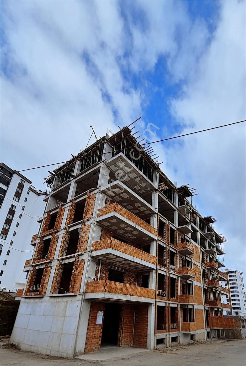 Yağmur Emlak'tan Tepecikte Fırsat Satılık Daireler