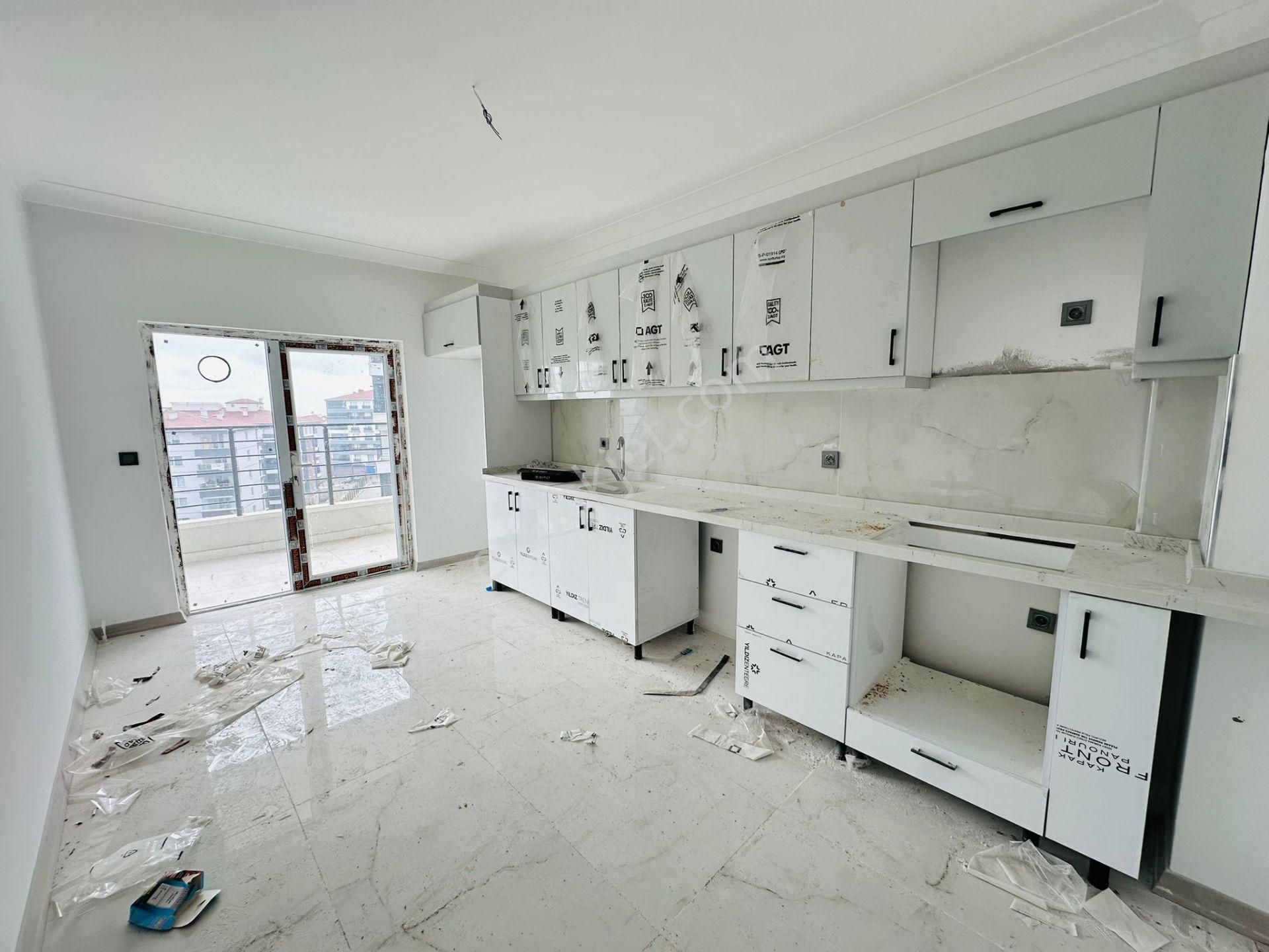 Feridunçelik'te Sıfır Binada 3+1 3.katta Satılık Daire !! - Görsel 7