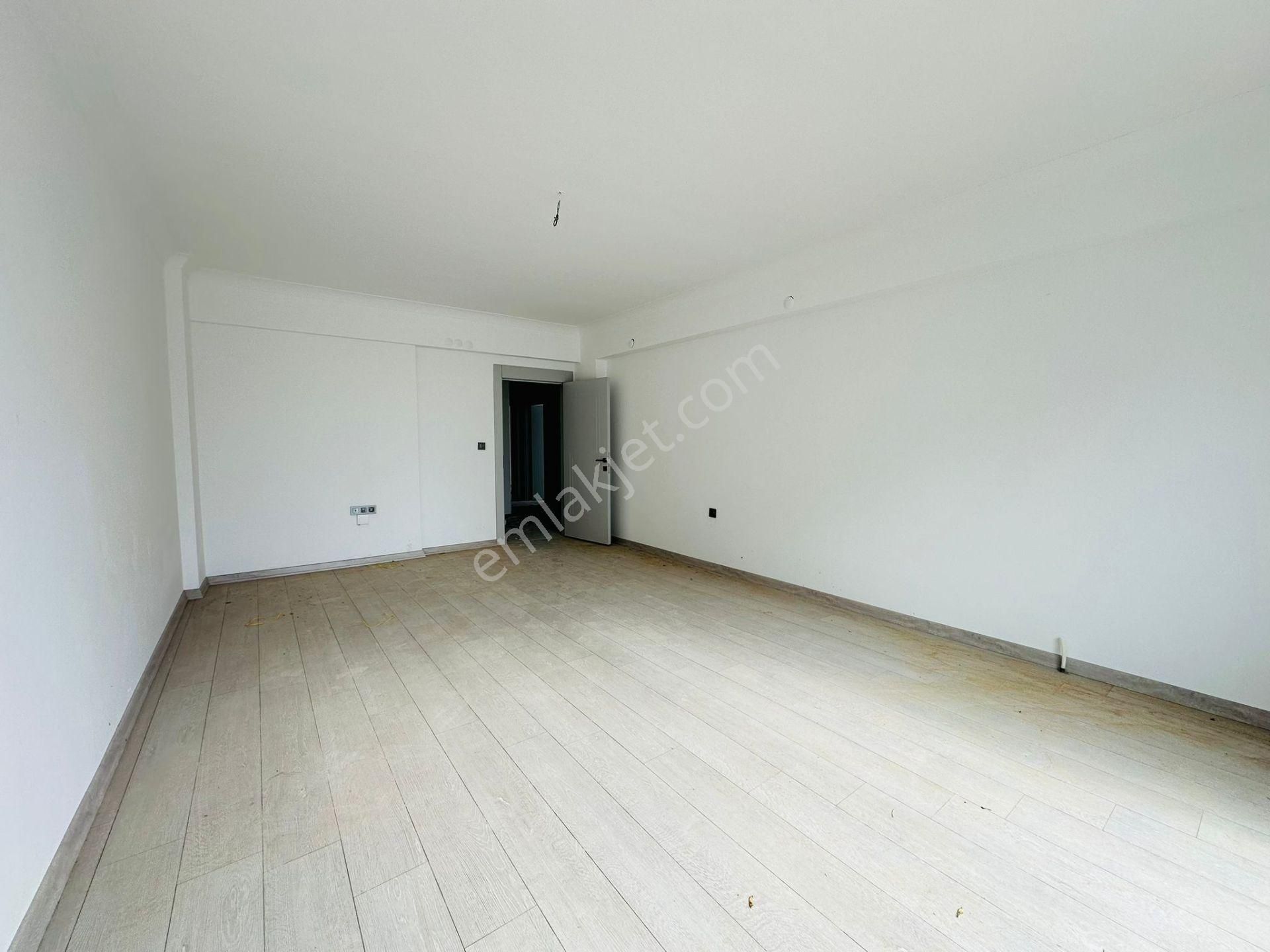 Feridunçelik'te Sıfır Binada 3+1 3.katta Satılık Daire !! - Görsel 8