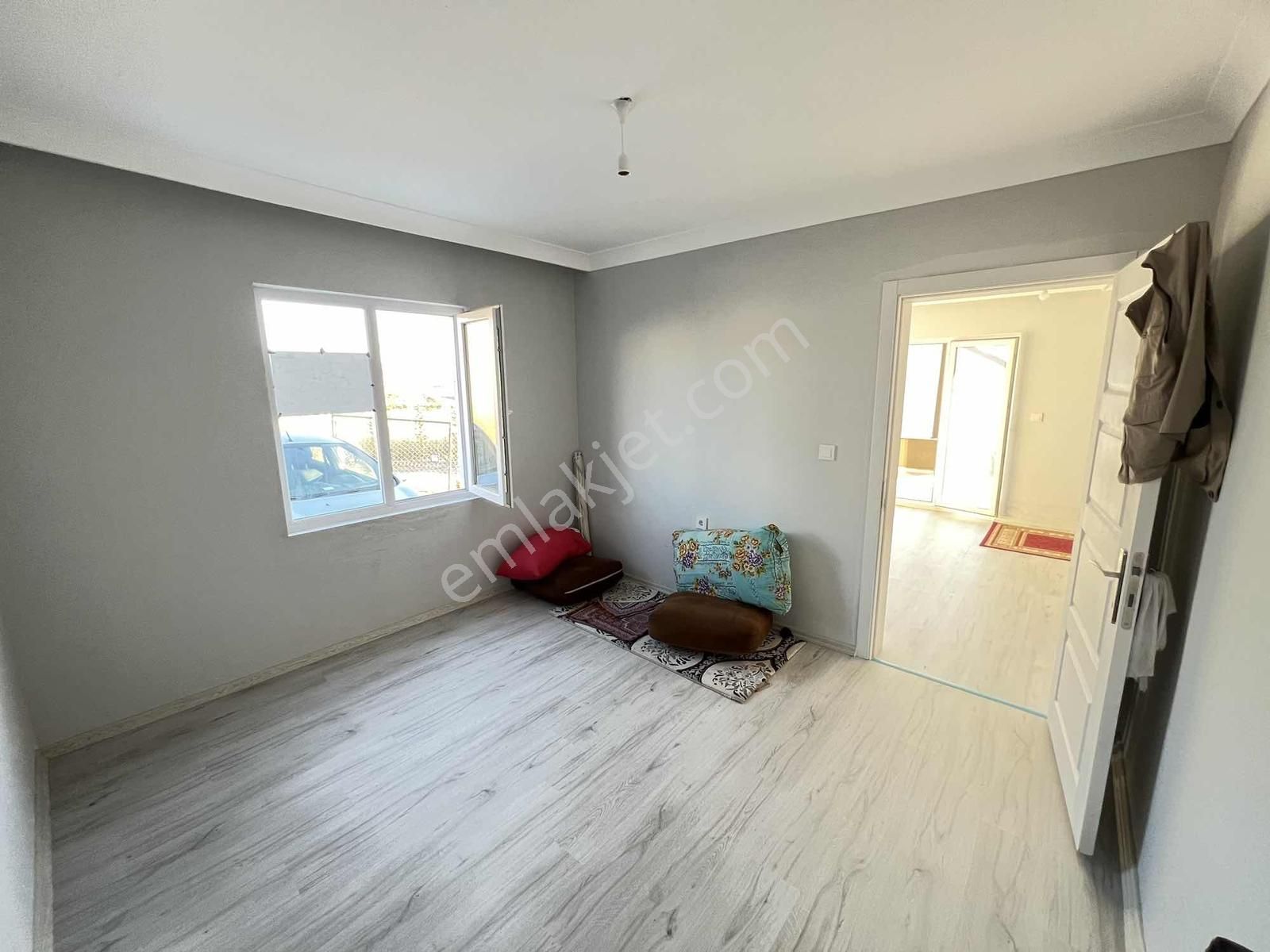 Gicikte 75m2 Ev 300m2 Bahçe Elektrikli Sulu Full Yapılı - Görsel 21