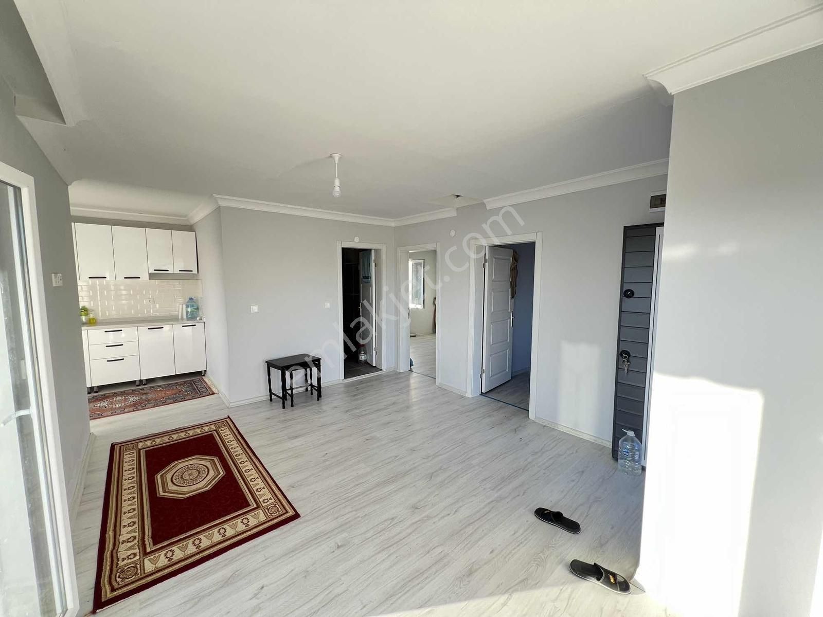 Gicikte 75m2 Ev 300m2 Bahçe Elektrikli Sulu Full Yapılı - Görsel 6