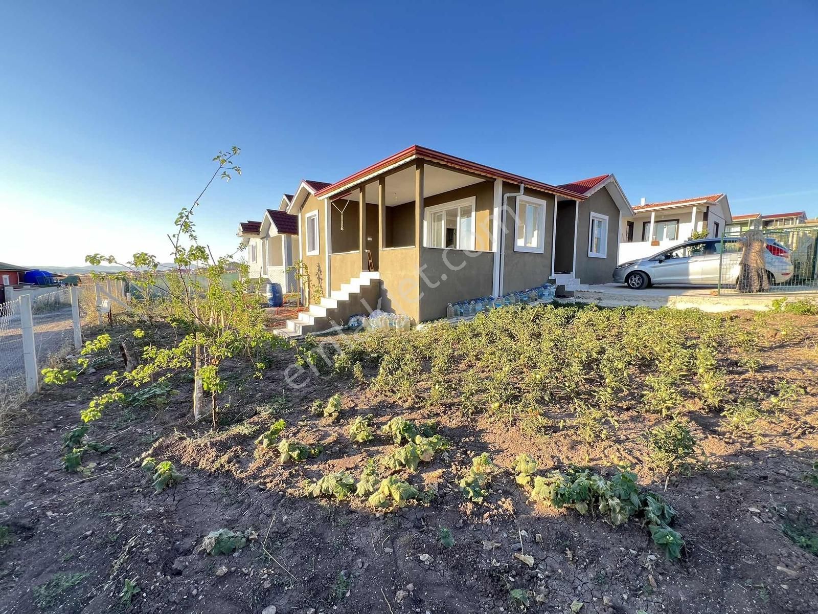 Gicikte 75m2 Ev 300m2 Bahçe Elektrikli Sulu Full Yapılı - Görsel 3