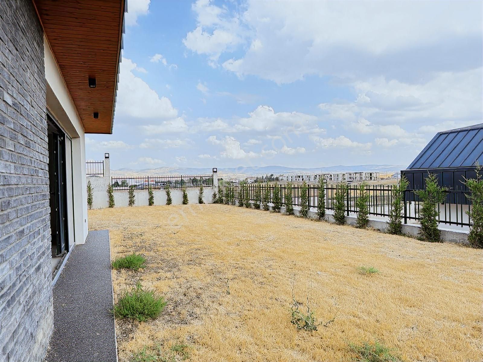 Ev Dünyasından 6+1 750m2 Arsa Üzerine 350m2 Brüt Satılık Villa - Görsel 10