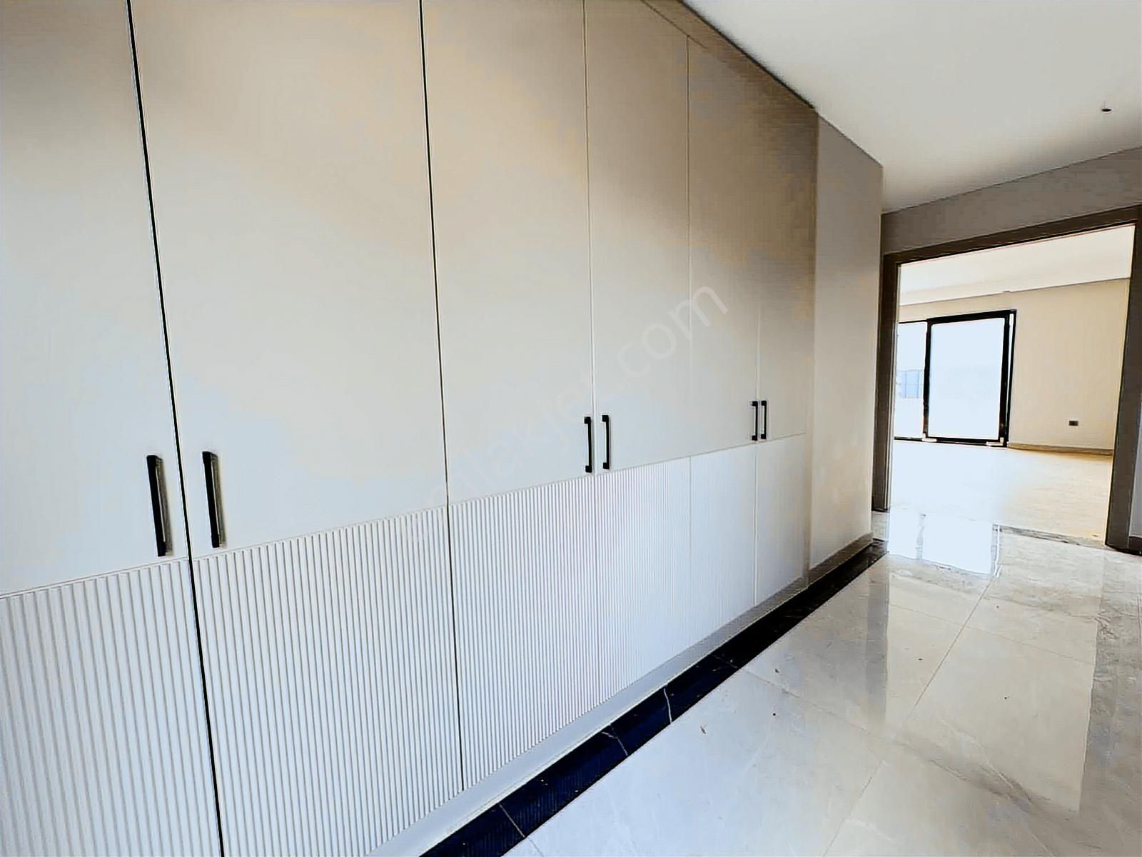 Ev Dünyasından 6+1 750m2 Arsa Üzerine 350m2 Brüt Satılık Villa - Görsel 33