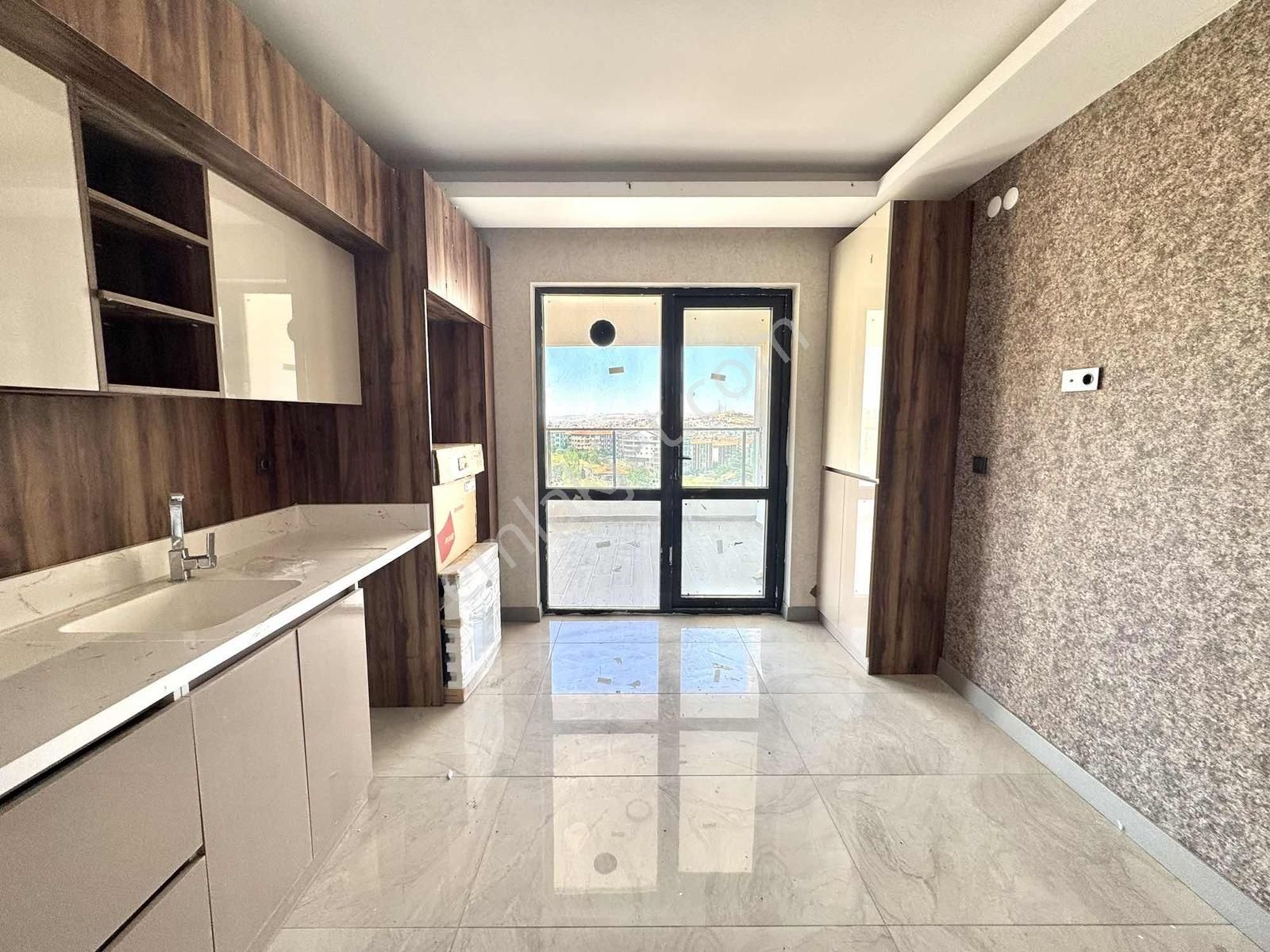 9.kat Site İçi 140m2 Güneybatı Cephe Full Yapılı Satılık Daire - Görsel 5