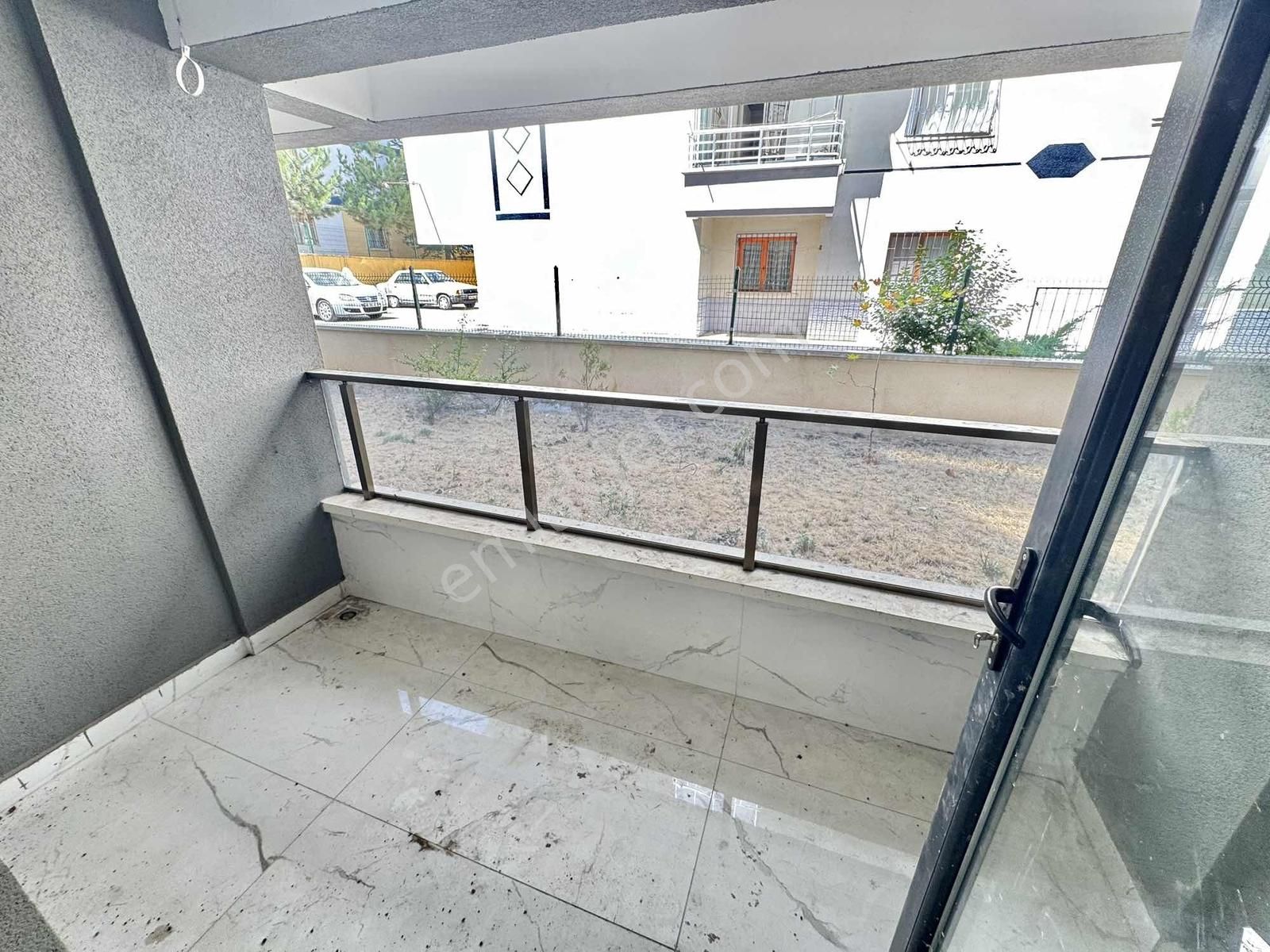 Karapürçek Mah. 3+1 Kombi/petekli Bahçe Kat 120m2 Satılık - Görsel 12