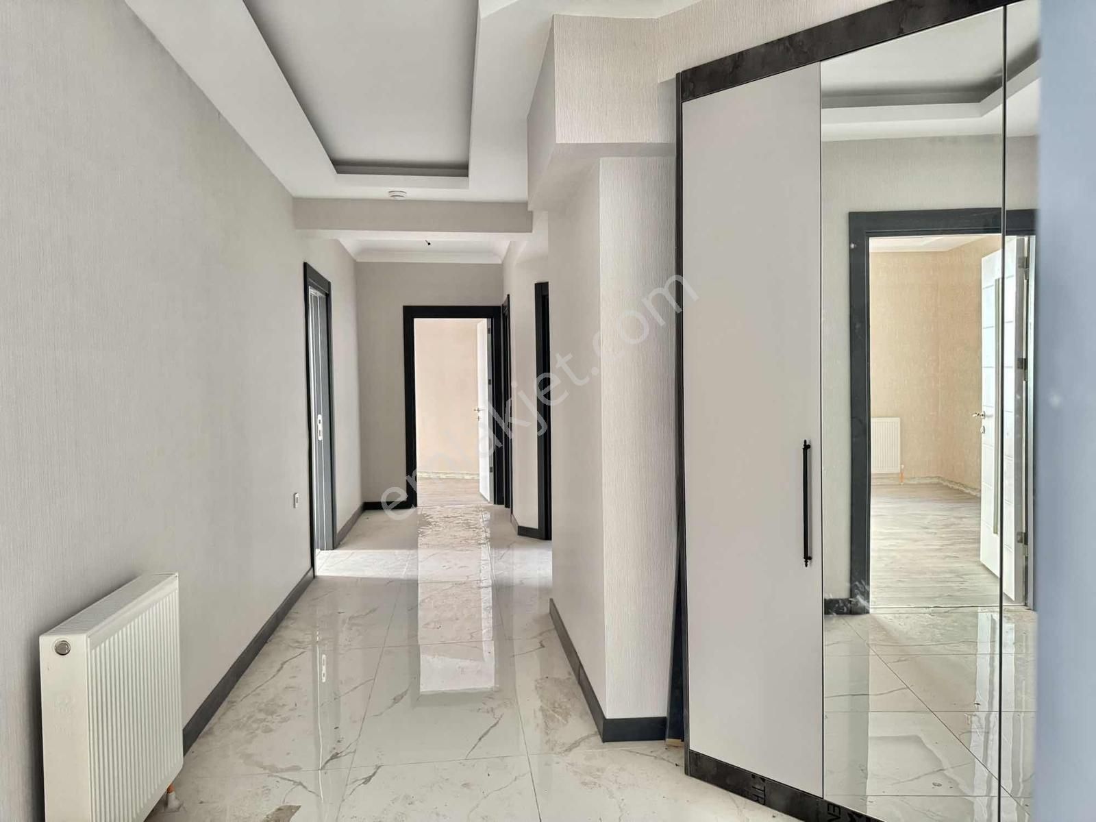 Karapürçek Mah. 3+1 Kombi/petekli Bahçe Kat 120m2 Satılık - Görsel 3