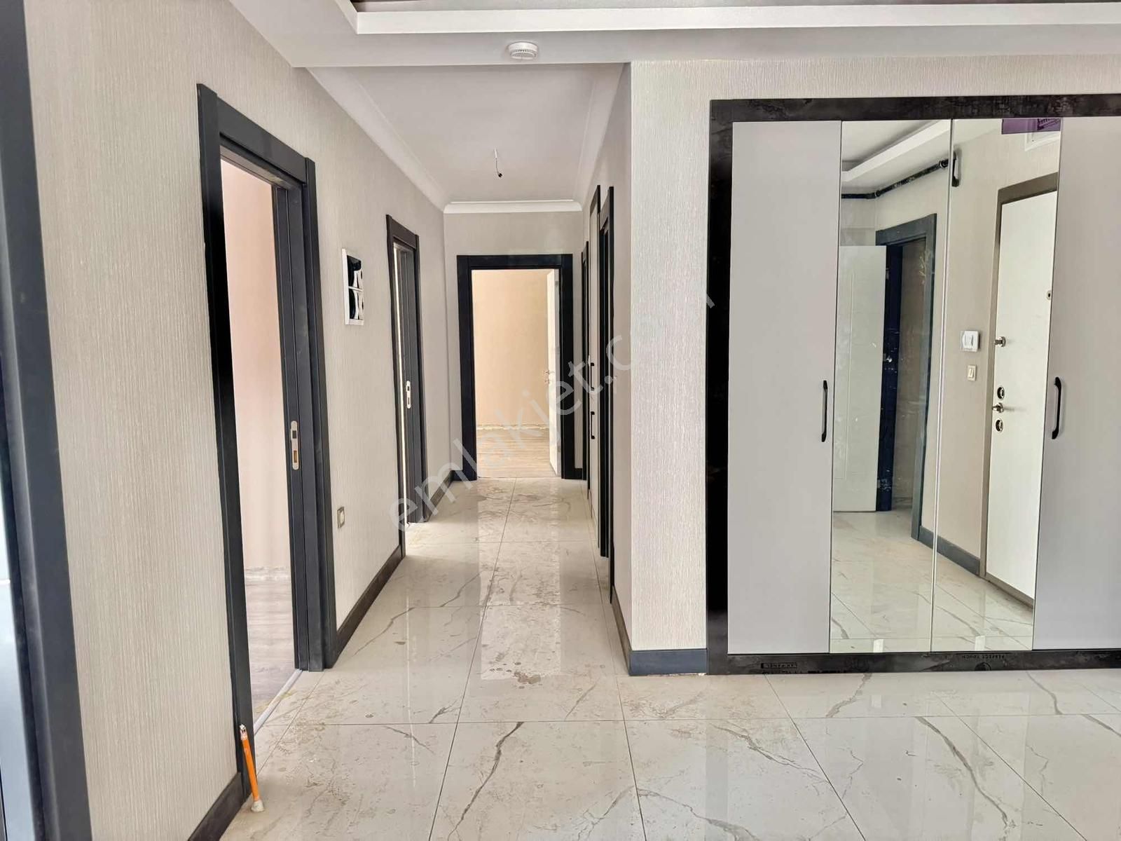 Uçaklı Park Mevkii 4+1 Ön Cephe 140m2 Kilerli Satılık Daire - Görsel 12