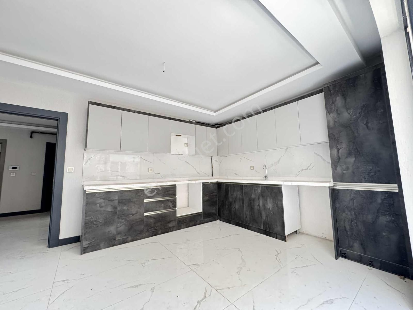 Uçaklı Park Mevkii 4+1 Ön Cephe 140m2 Kilerli Satılık Daire - Görsel 23