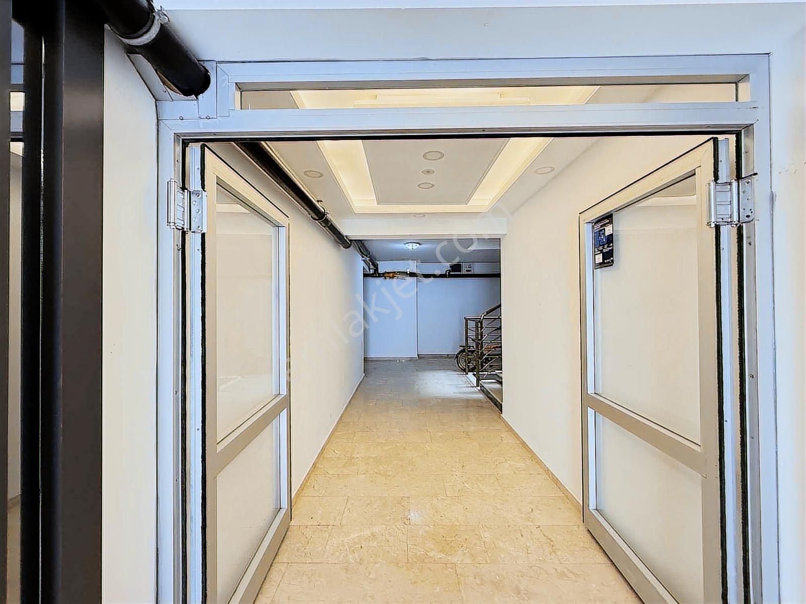 Ev Dünyasından 3.kat Konumunda 4+1 Sıfır Daire - Görsel 11