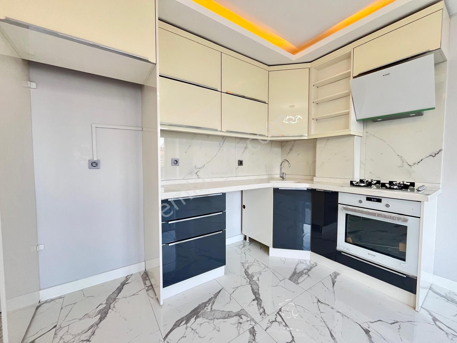 Akçay Özgüven Emlak'tan Arakat Ön Cephe Lüks 1+1 - Görsel 6