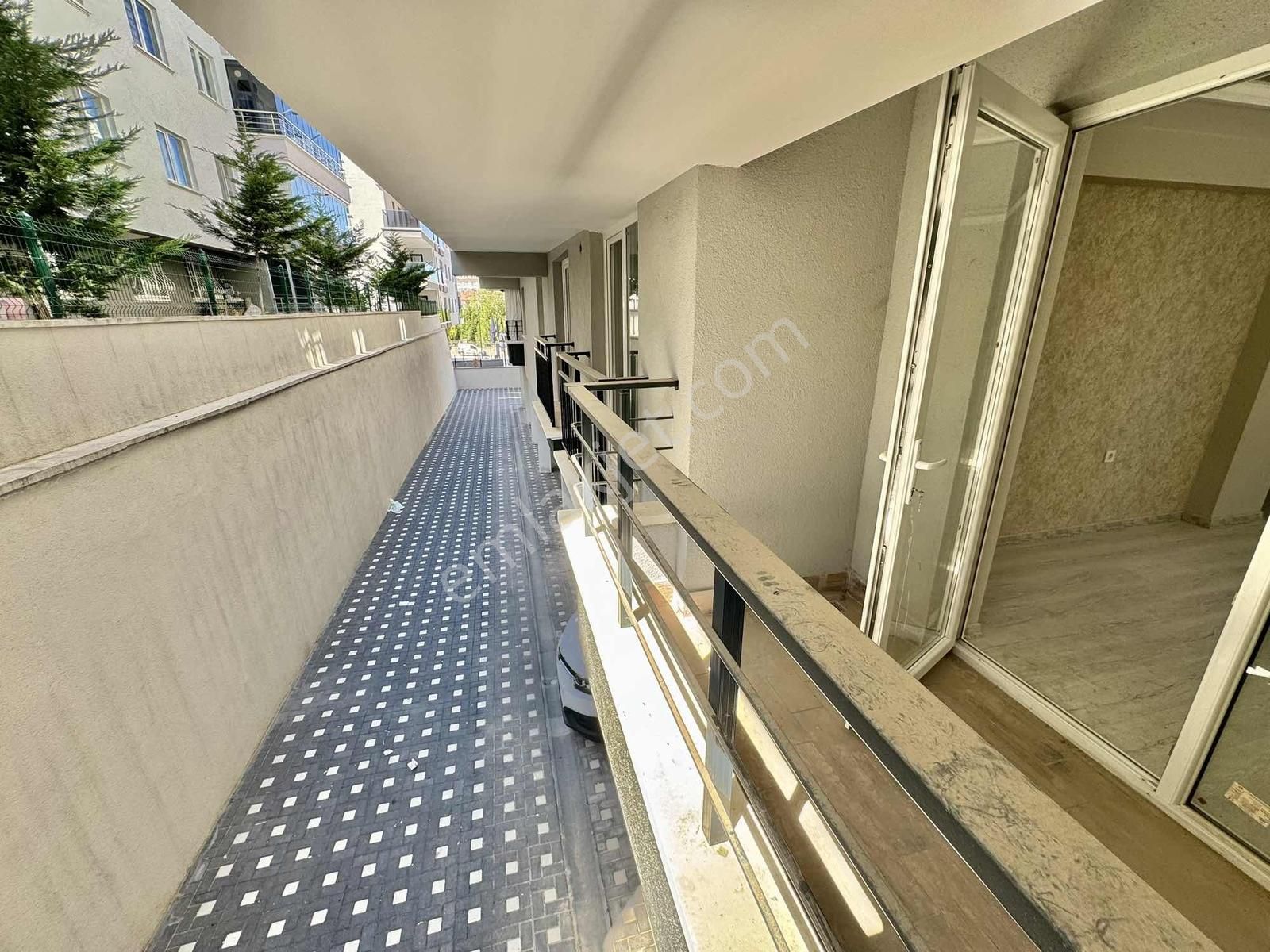 Kat Konumunda 3+1 Sıfır Kot1 Daire 120m2 Ebeveyn Bany./balkonlu - Görsel 7