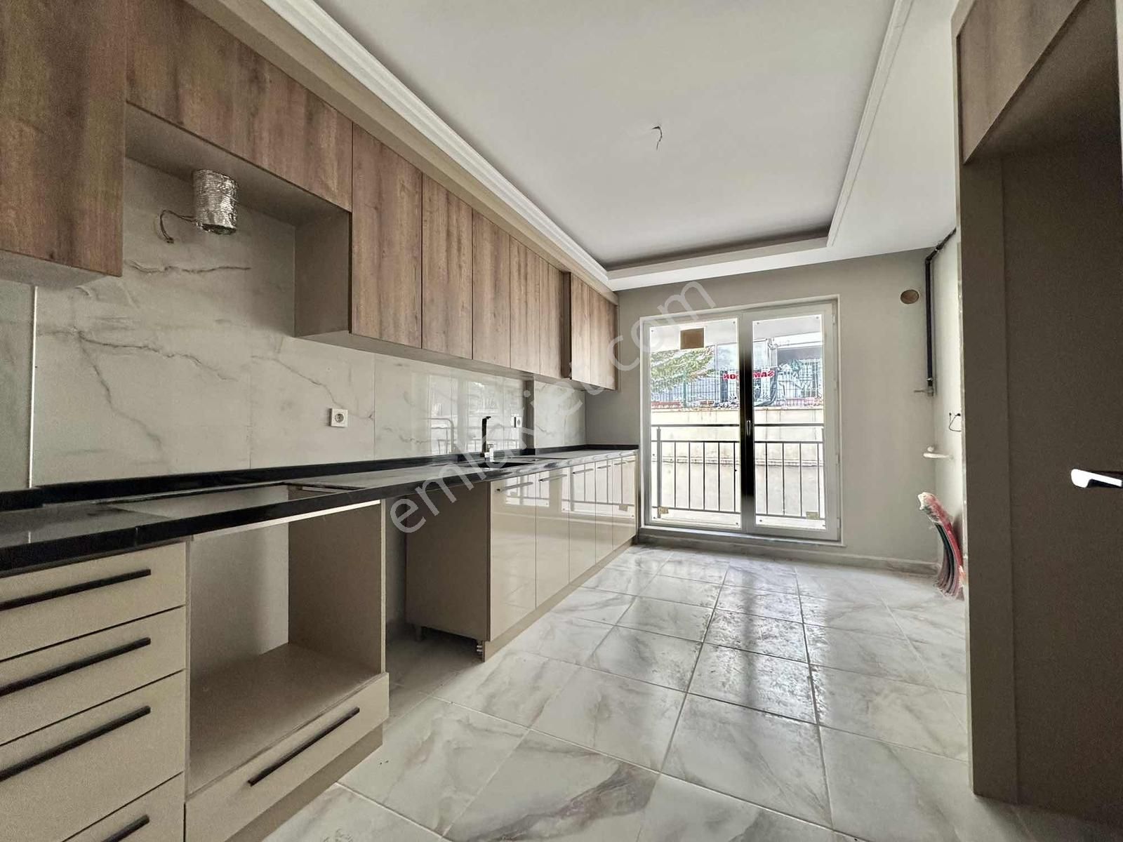 Kat Konumunda 3+1 Sıfır Kot1 Daire 120m2 Ebeveyn Bany./balkonlu