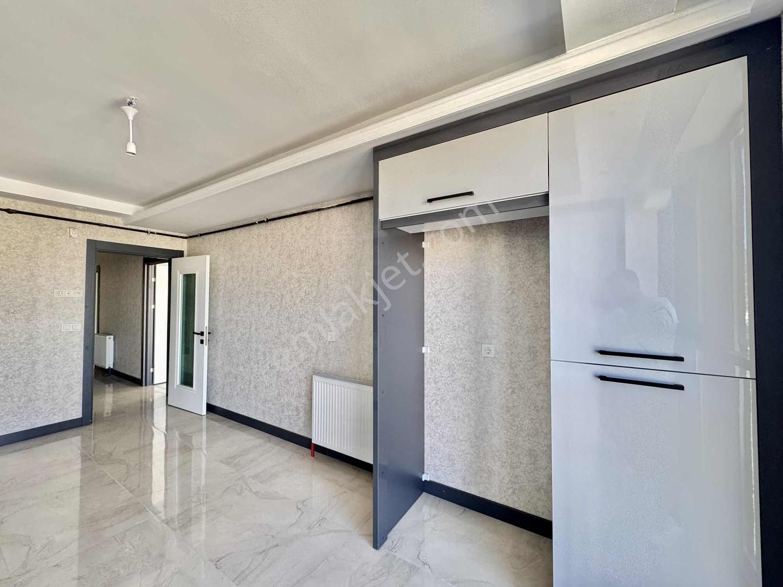 Altındağ Karapürçekte Satılık 3+1 Cadde Üzeri - Görsel 27