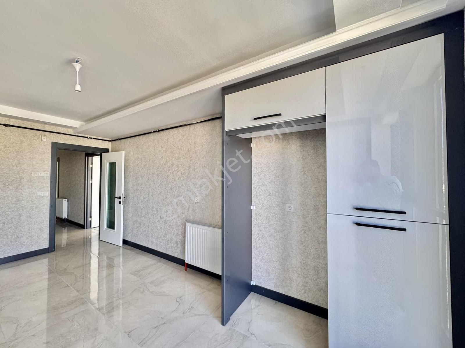 Başkent Gross Mevkii 3+1 Kombi/petekli 125m2 Full Cadde Üzeri - Görsel 18