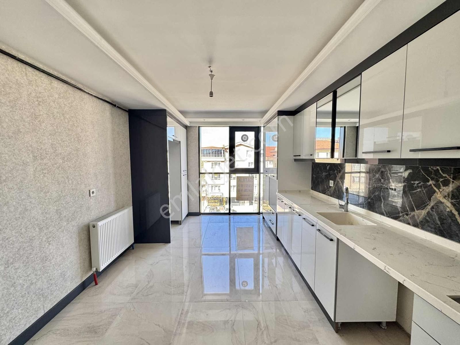 Altındağ Karapürçekte Satılık 3+1 Cadde Üzeri - Görsel 12