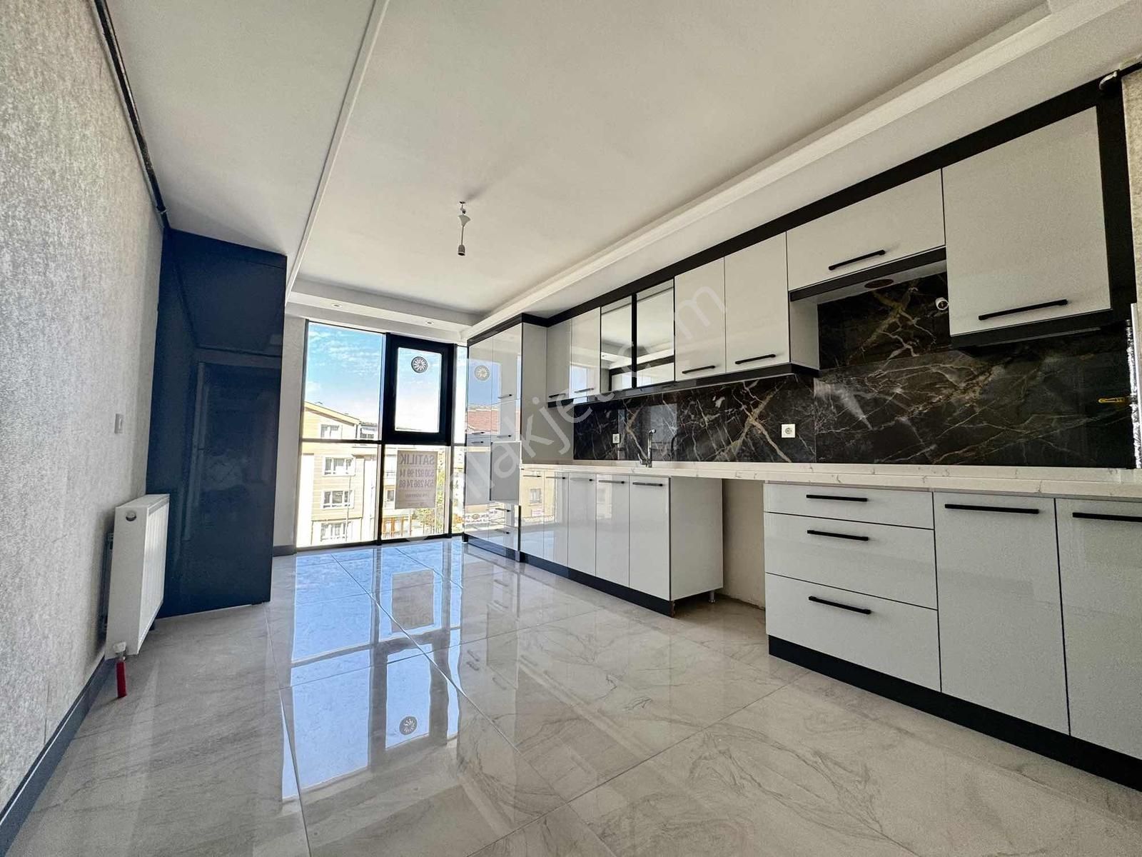 Altındağ Karapürçekte Satılık 3+1 Cadde Üzeri - Görsel 34