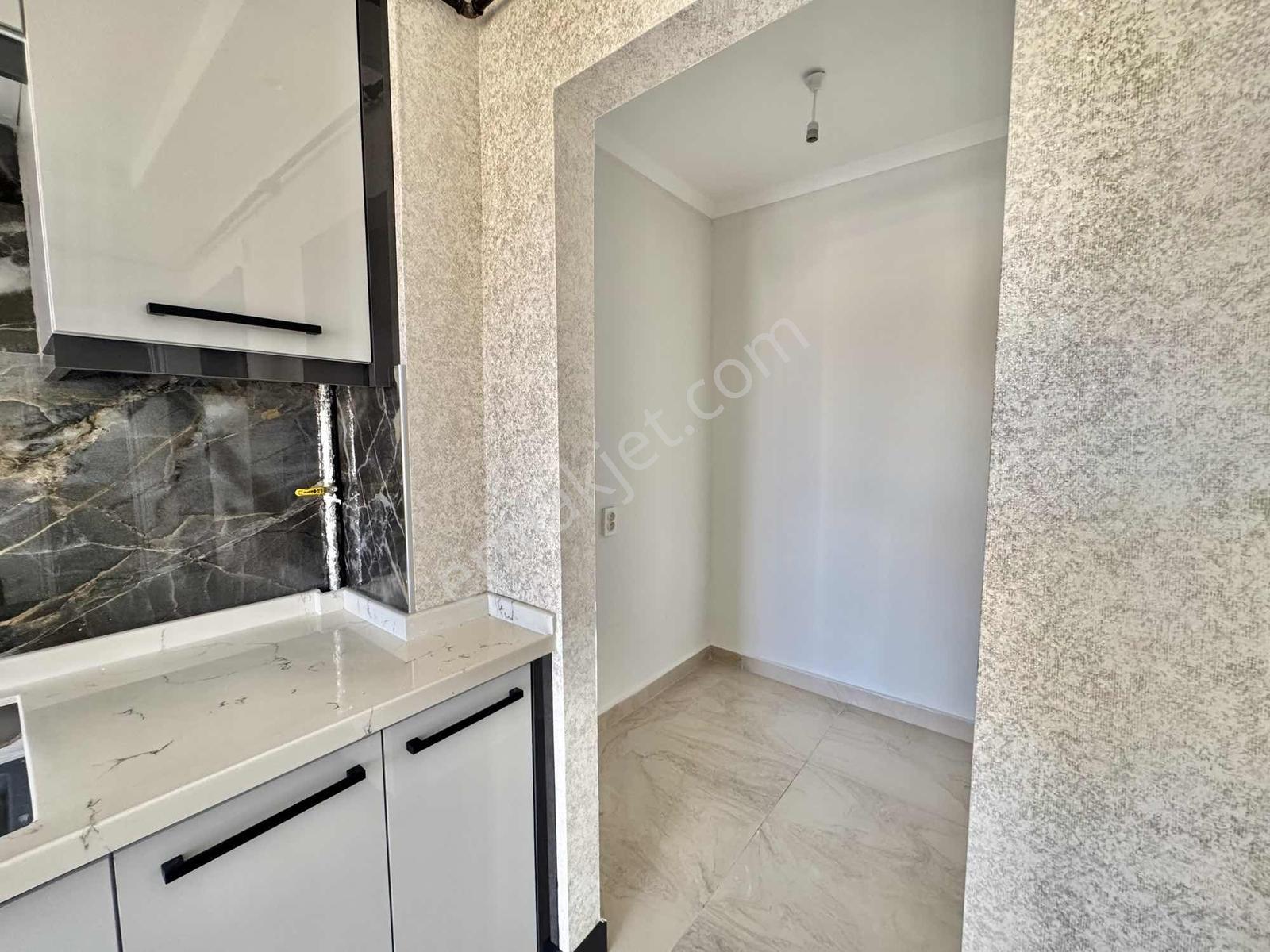 Başkent Gross Mevkii 3+1 Kombi/petekli 125m2 Full Cadde Üzeri - Görsel 5