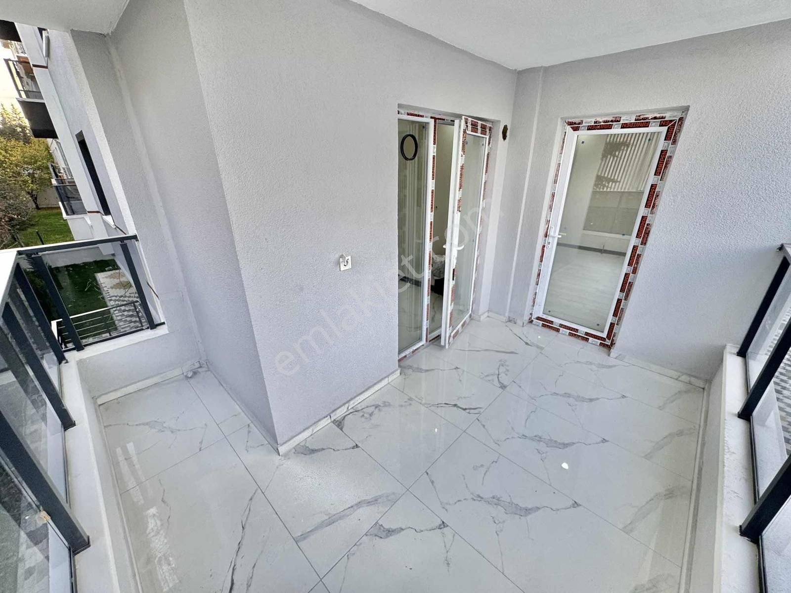 Karapürçek Mh. 3+1 Full Yapılı 120m2 Katta Satılık Daireler - Görsel 8