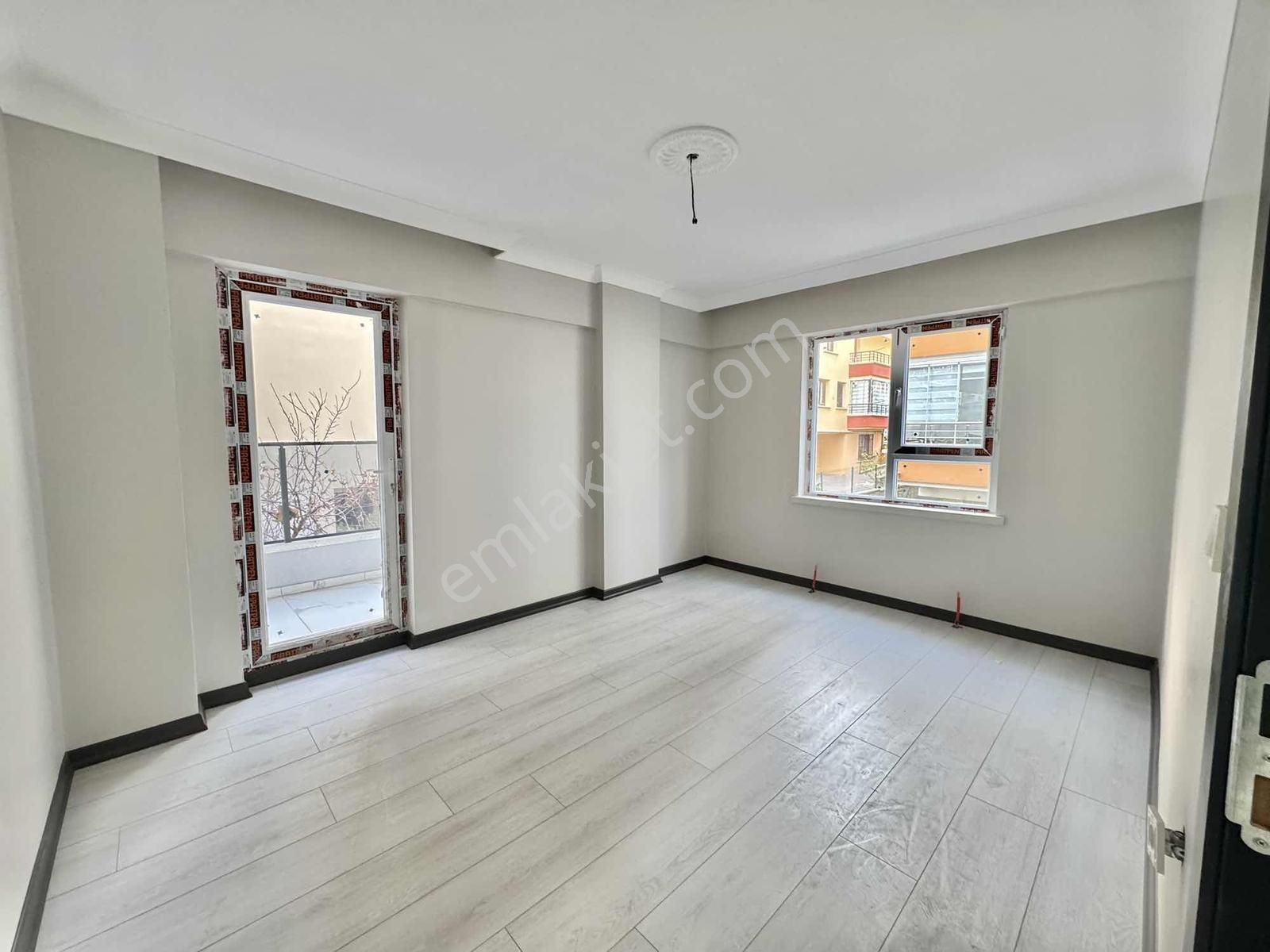 Karapürçek Mh. 3+1 Full Yapılı 120m2 Katta Satılık Daireler - Görsel 32