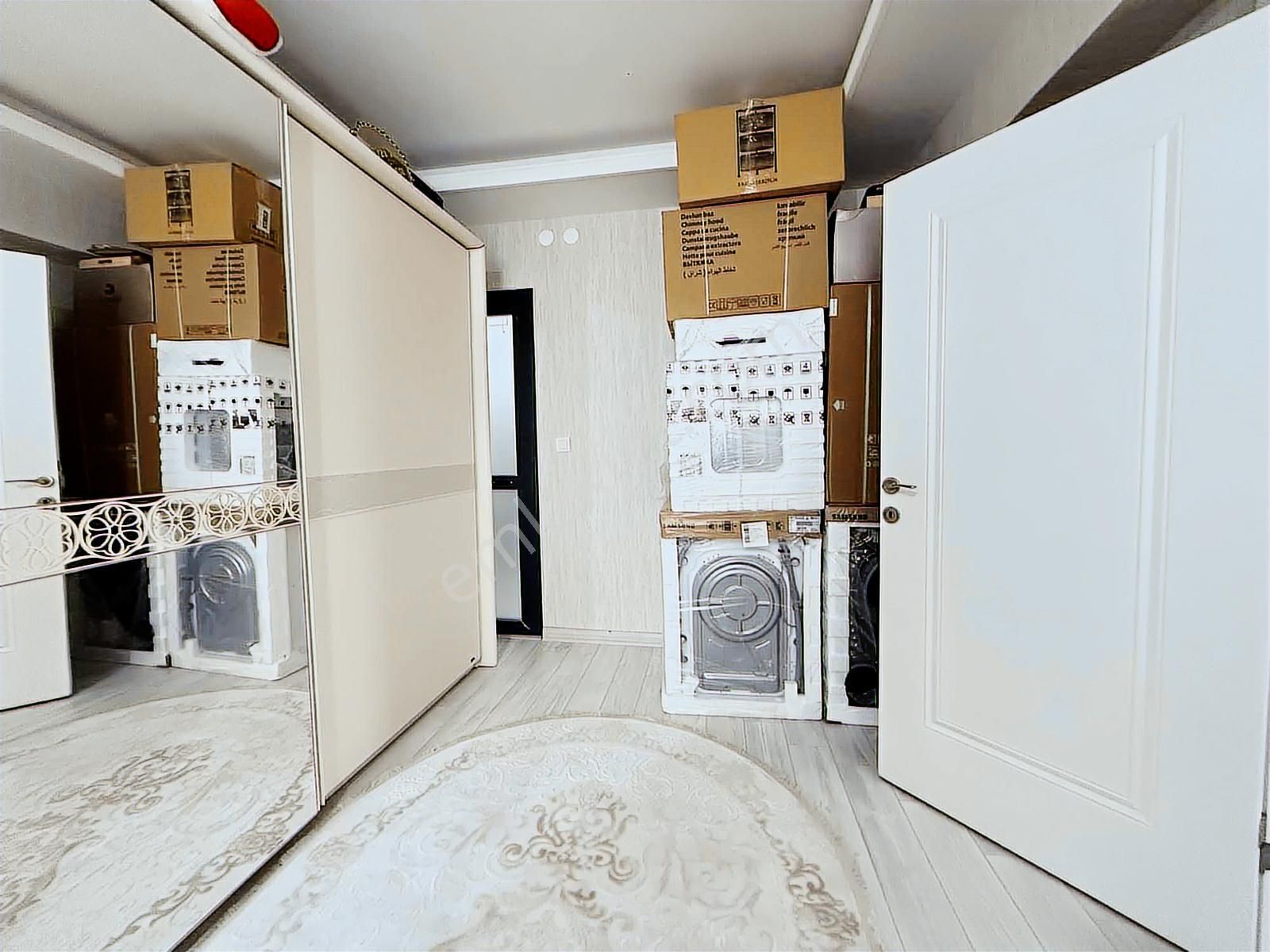 Karapürçekte 4+1 Cadde Üzeri Daire 175m2 Tema Park Mevkii - Görsel 19