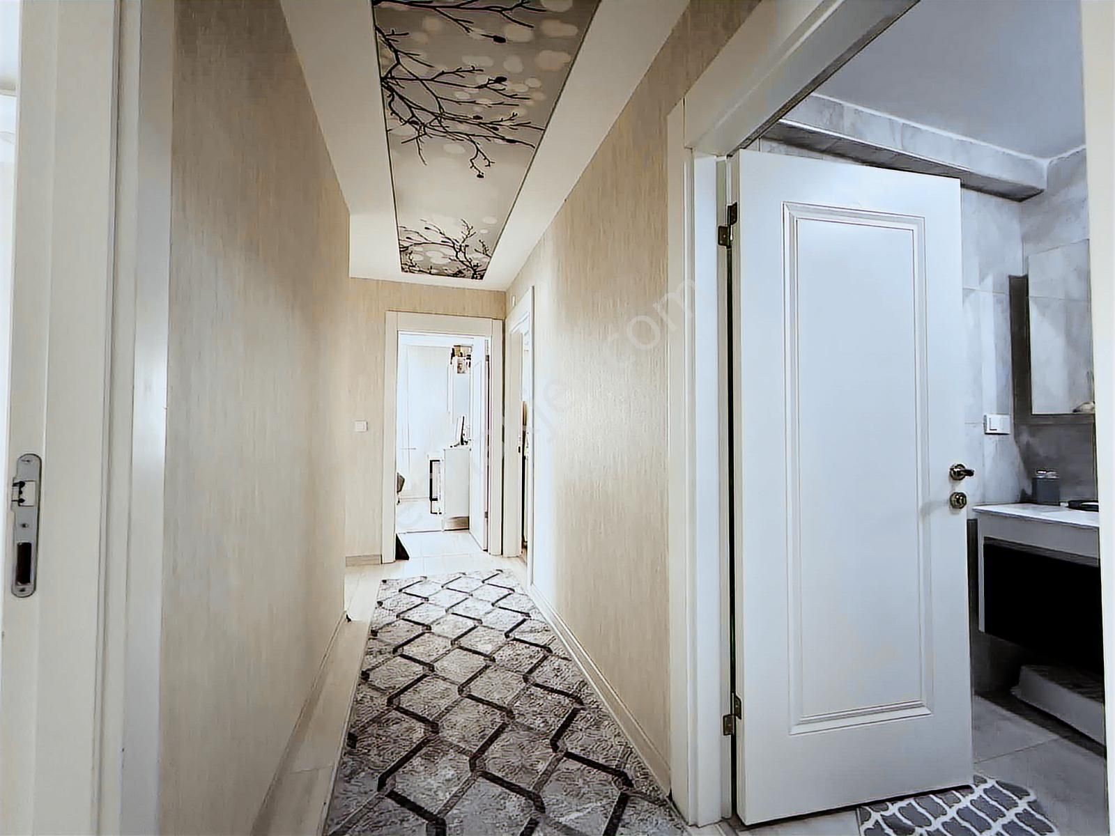 Karapürçekte 4+1 Cadde Üzeri Daire 175m2 Tema Park Mevkii - Görsel 18