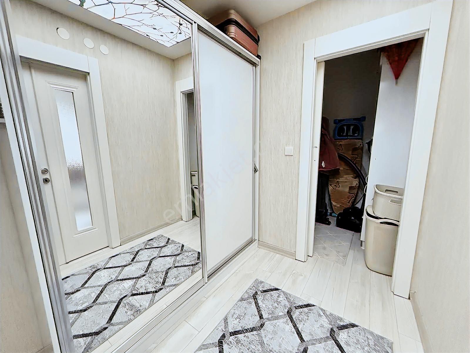 Karapürçekte 4+1 Cadde Üzeri Daire 175m2 Tema Park Mevkii - Görsel 28