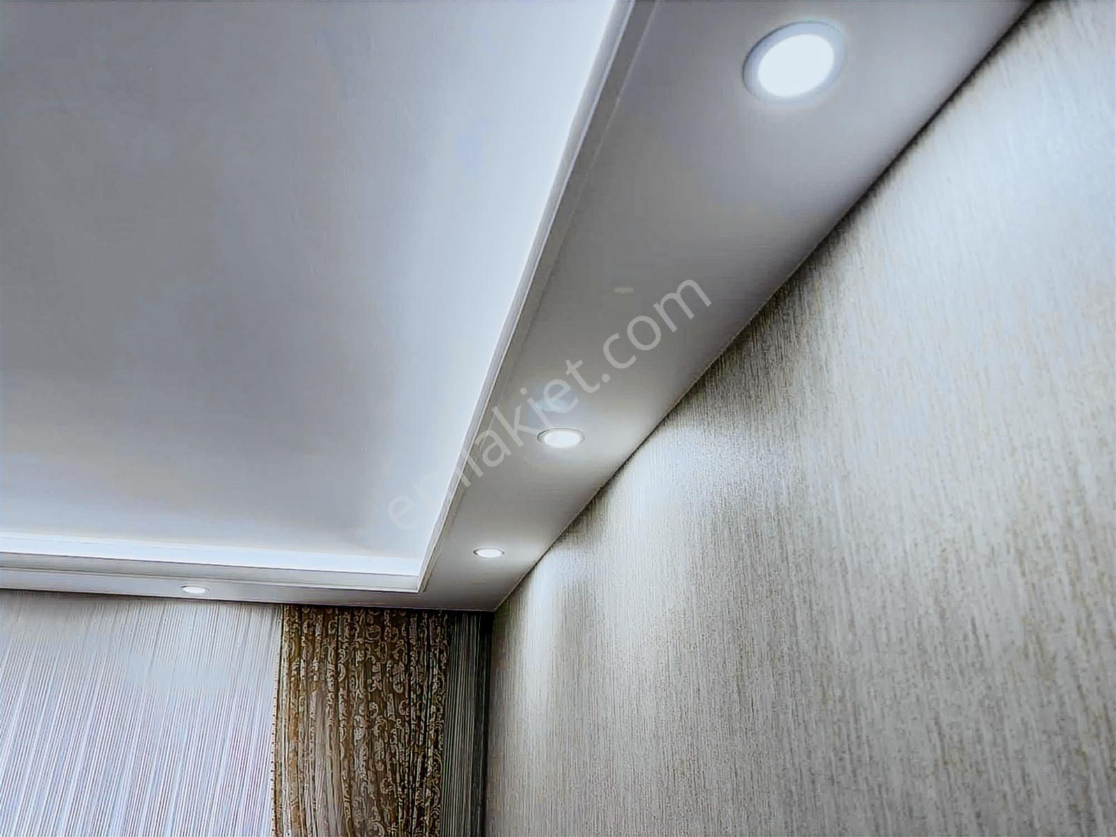 Karapürçekte 4+1 Cadde Üzeri Daire 175m2 Tema Park Mevkii - Görsel 2