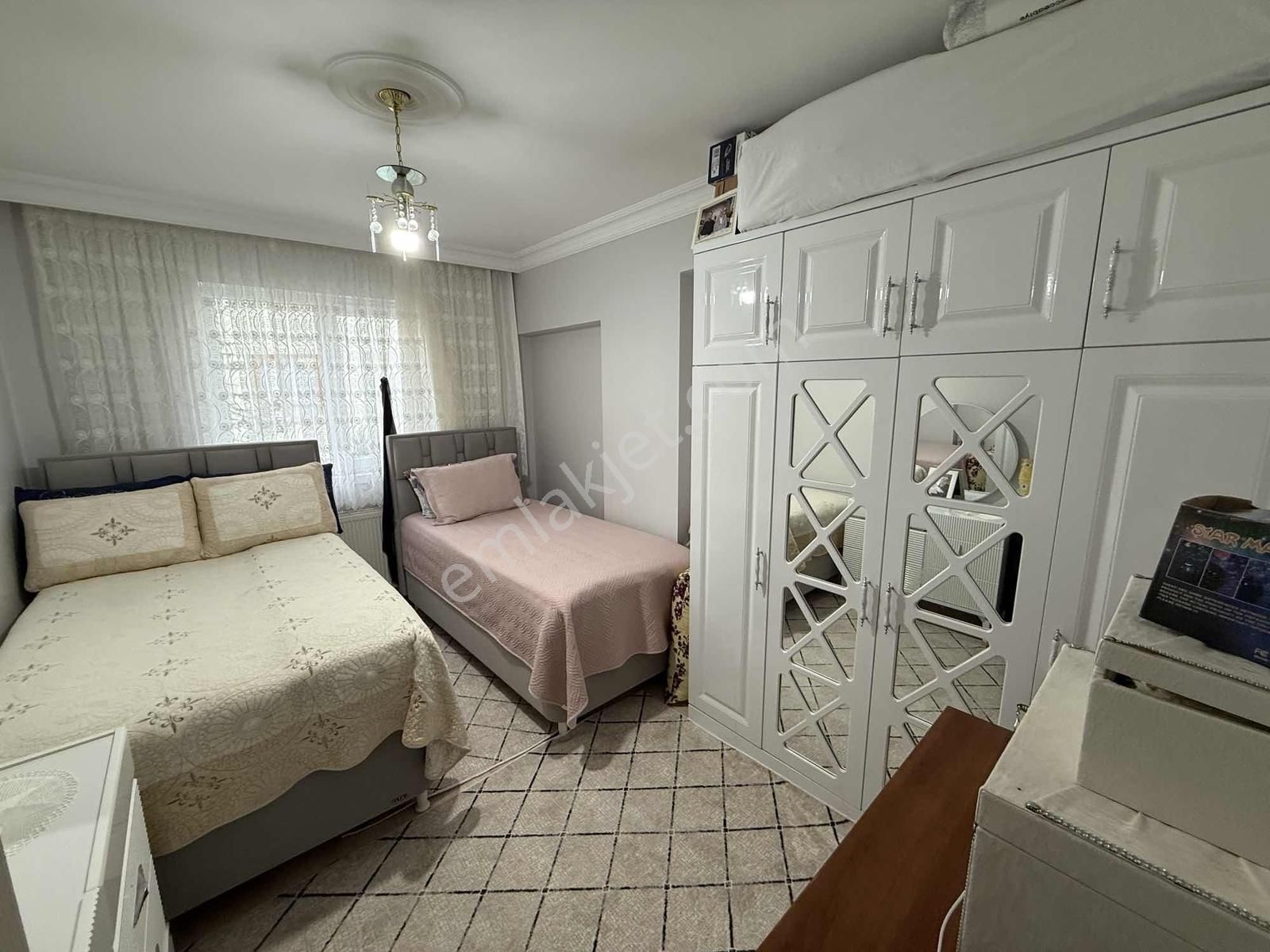 Asansörlü 120m2 Ara Kat Güney Cephe 3+1 Daire - Görsel 2