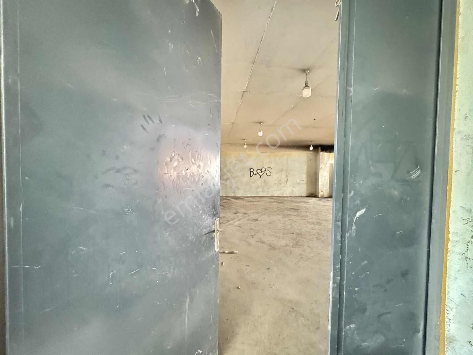 Çamlıtepe'de 800mt Katta Kiralık Kolonsuz İmalathane 2 Dükkan - Görsel 8