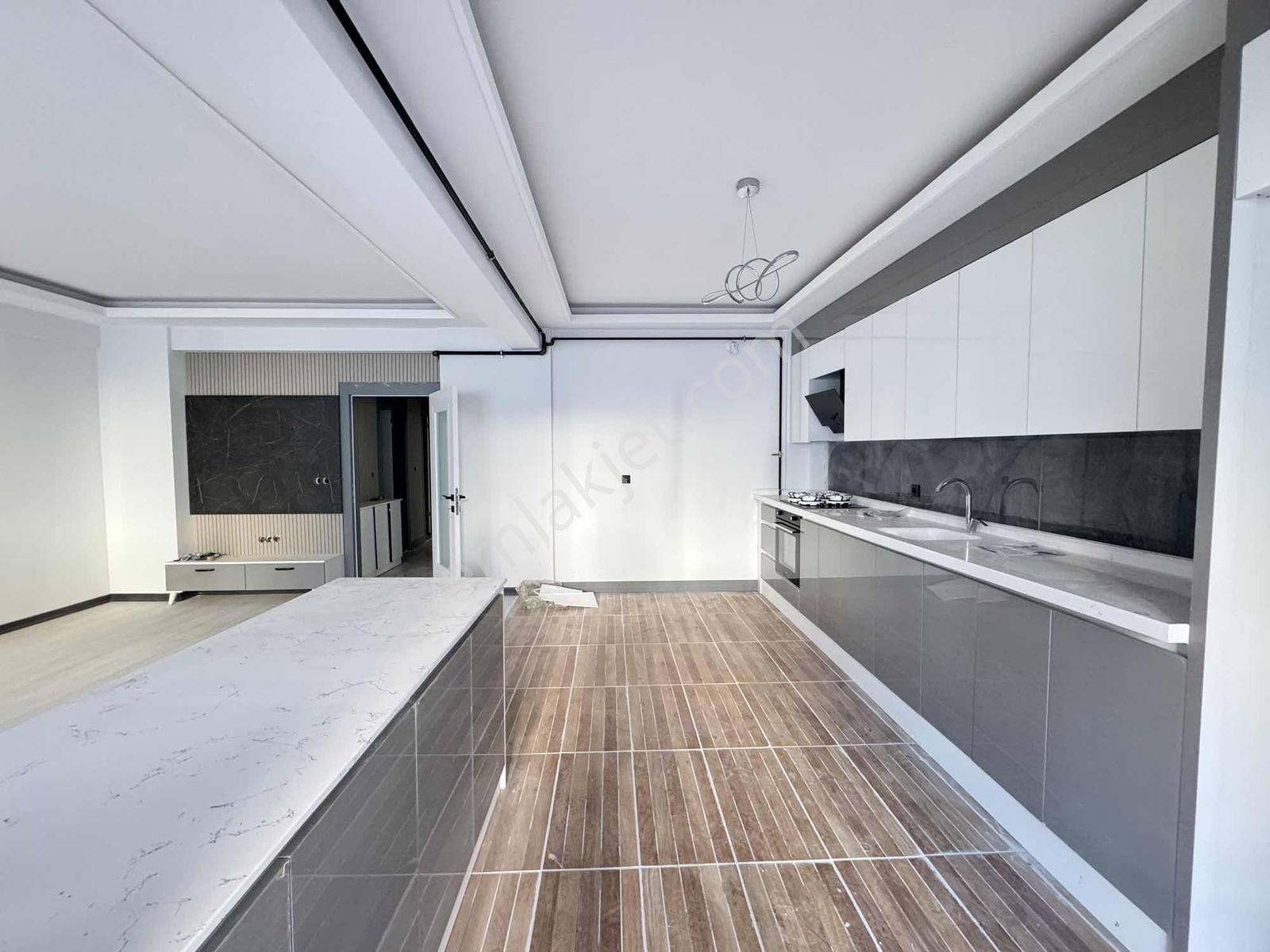 Karapürçek Mah. 2+1 A. Mutfaklı 90m2 Full Yapılı Giriş Daire - Görsel 17